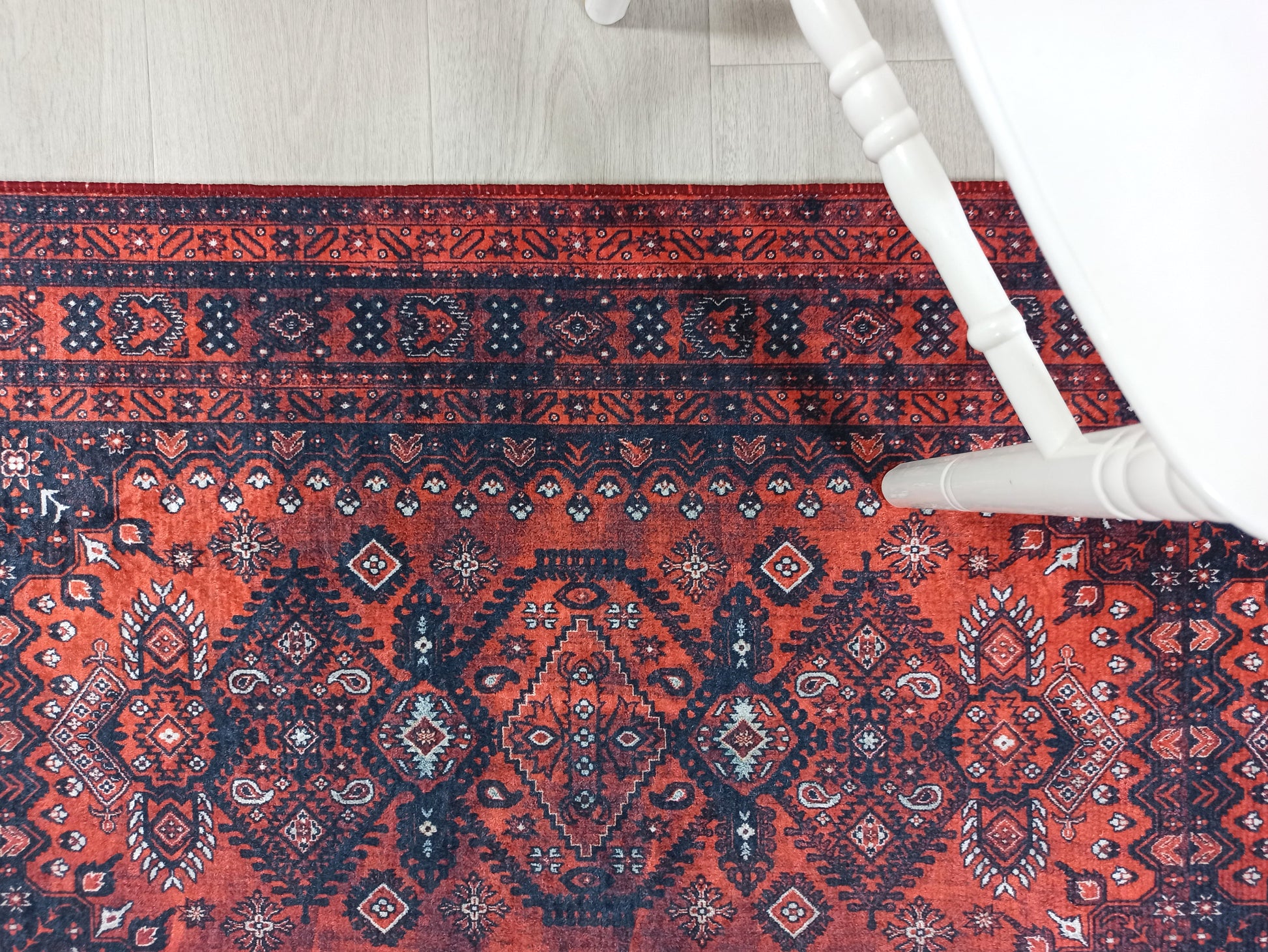 Uşak Madalyon Bordo Kızıl Halı - Pera Halı