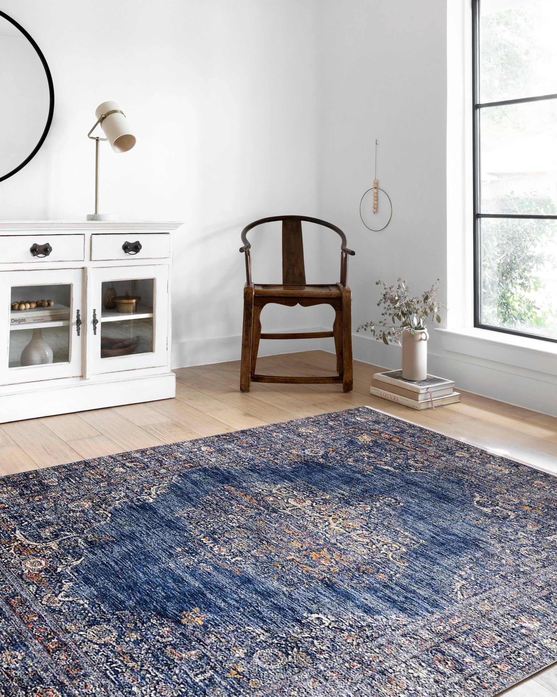 Mavi Madalyon Desenli Halı