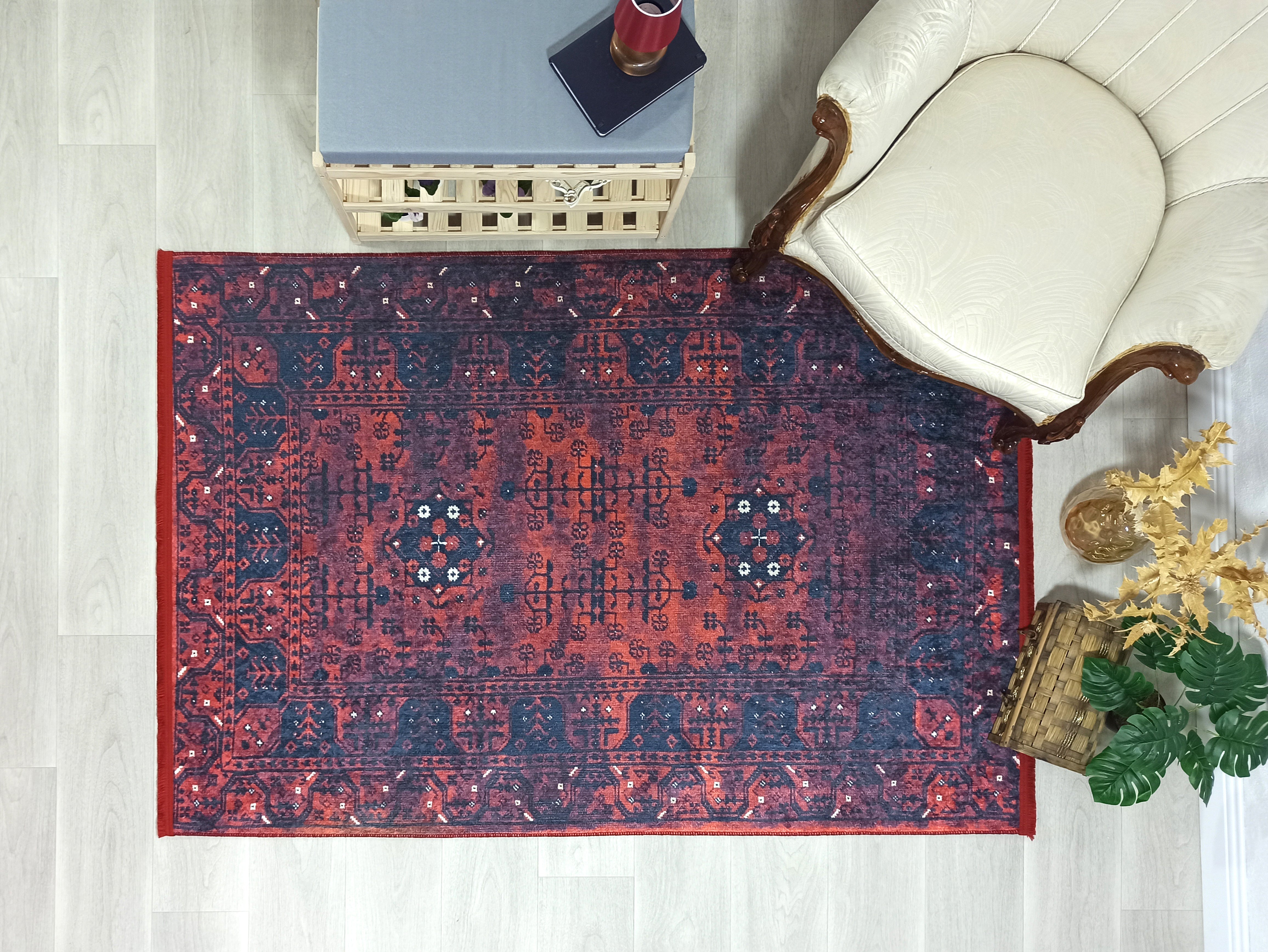 Uşak Kırmızı Lacivert Yazlık Halı - Pera Halı
