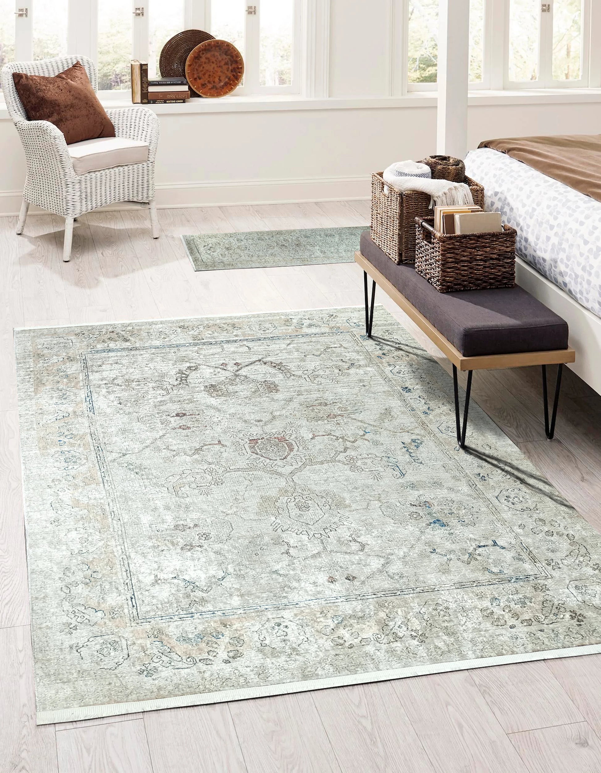 Uşak Doğal Bej Vintage Halı