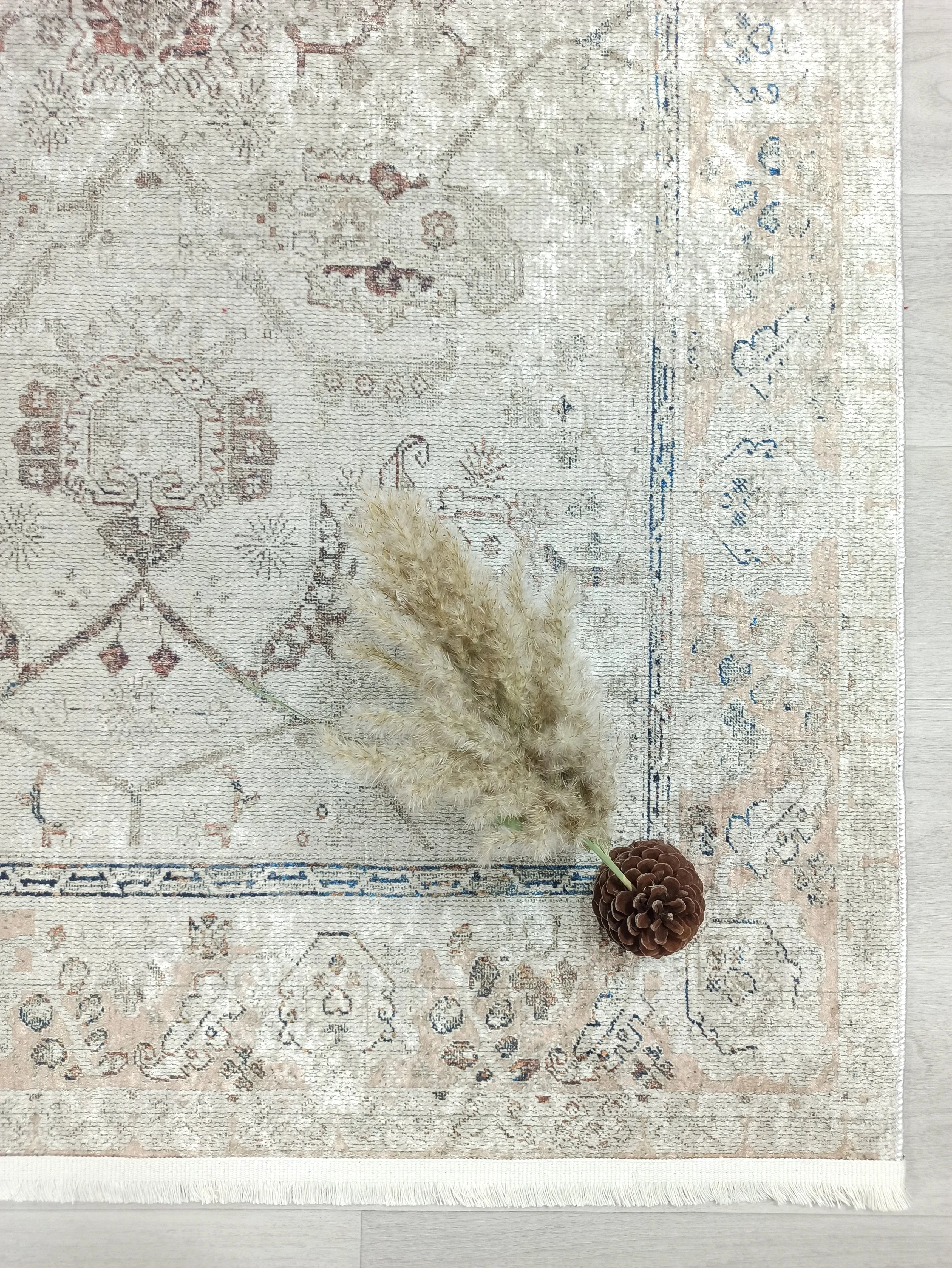 Uşak Doğal Bej Vintage Halı