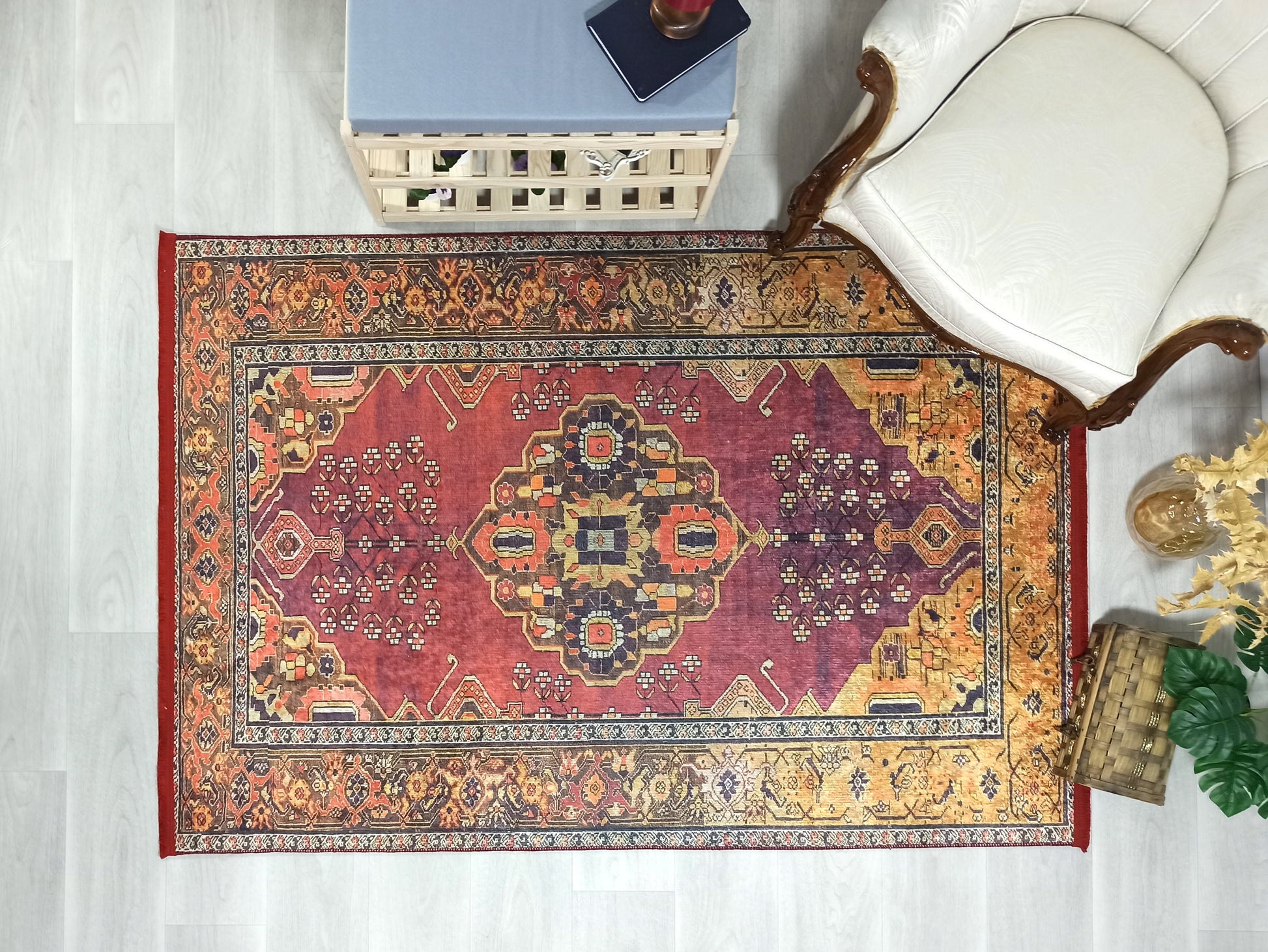Uşak Koyu Kırmızı Bej Kilim Halı - Pera Halı