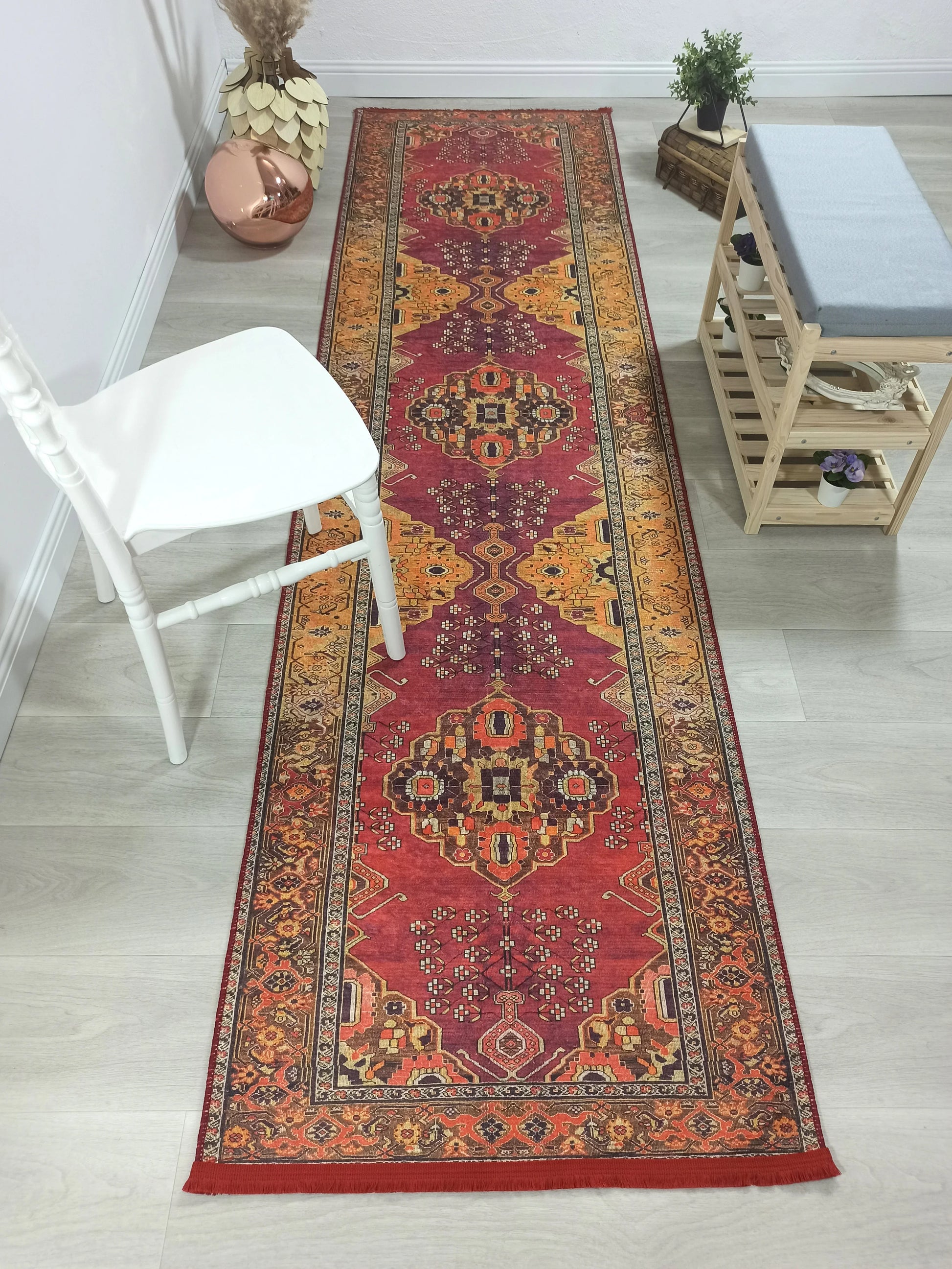 Uşak Koyu Kırmızı Bej Kilim Halı
