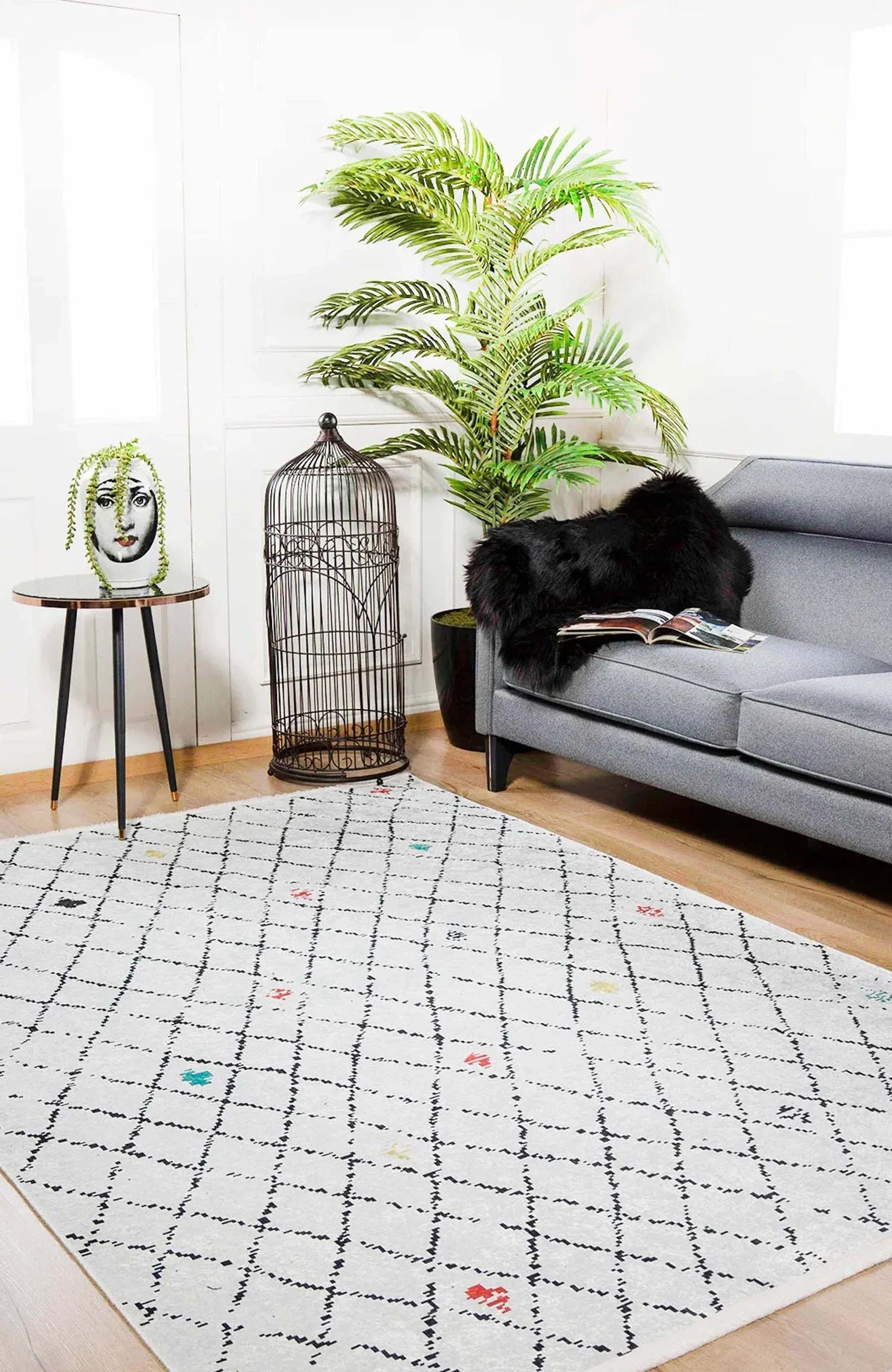 Beyaz Krem Çizgili Kilim Halı