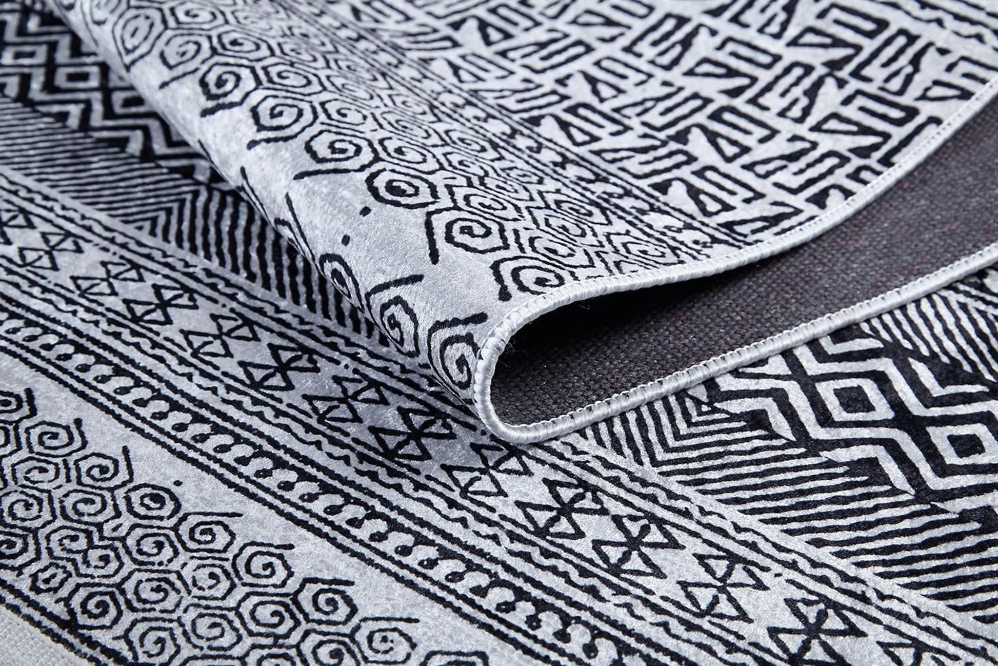 Gri Siyah Geometrik Desenli Halı - Pera Halı