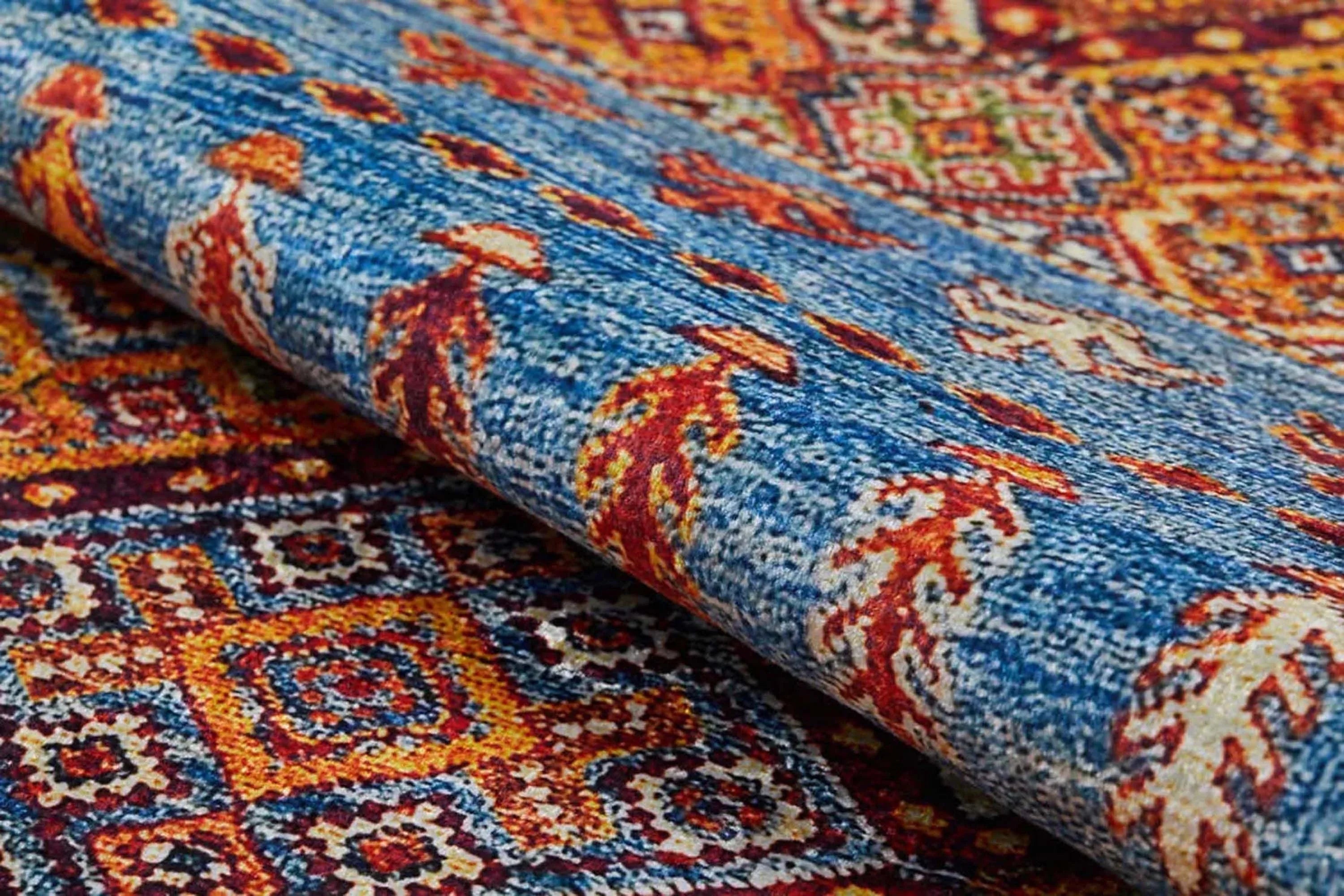 Turuncu Mavi Geometrik Desenli Anadolu Kilim Halı