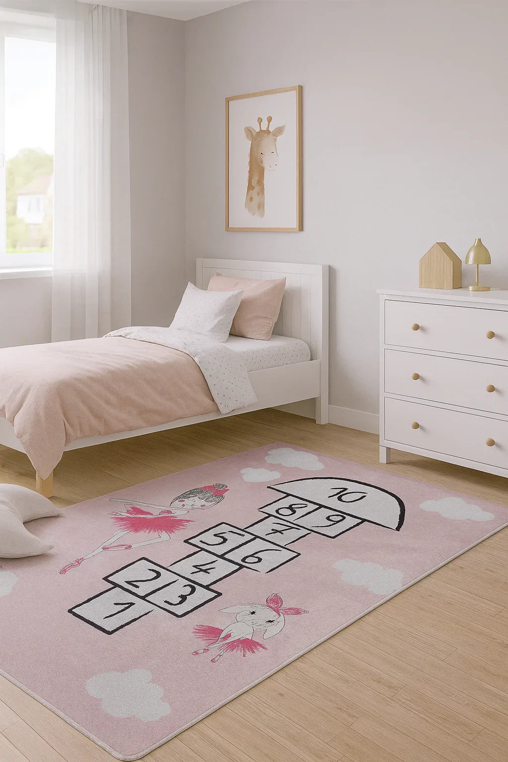 Pembe Seksek ve Balerin Desenli Yıkanabilir Çocuk Halısı