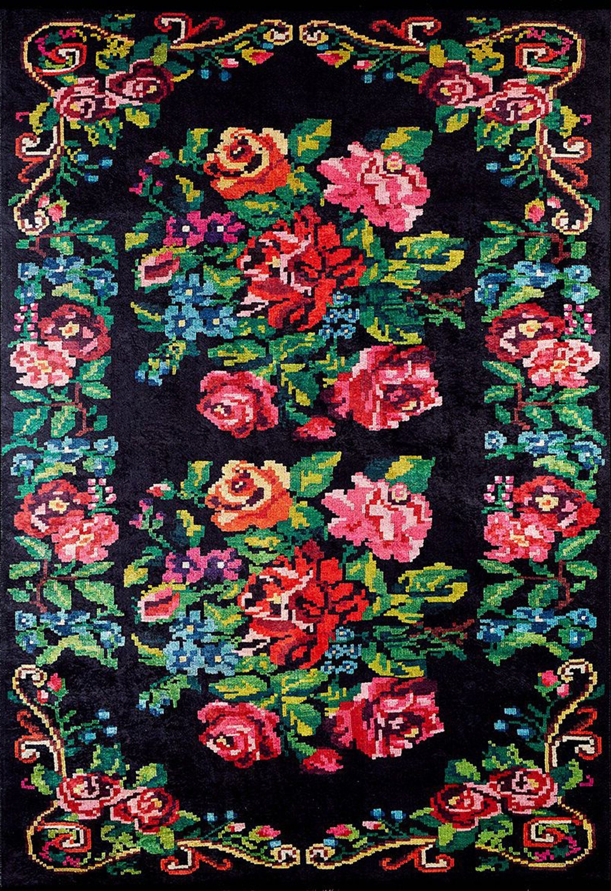 Siyah Gül Desenli Karabağ Kilim Halı - Pera Halı