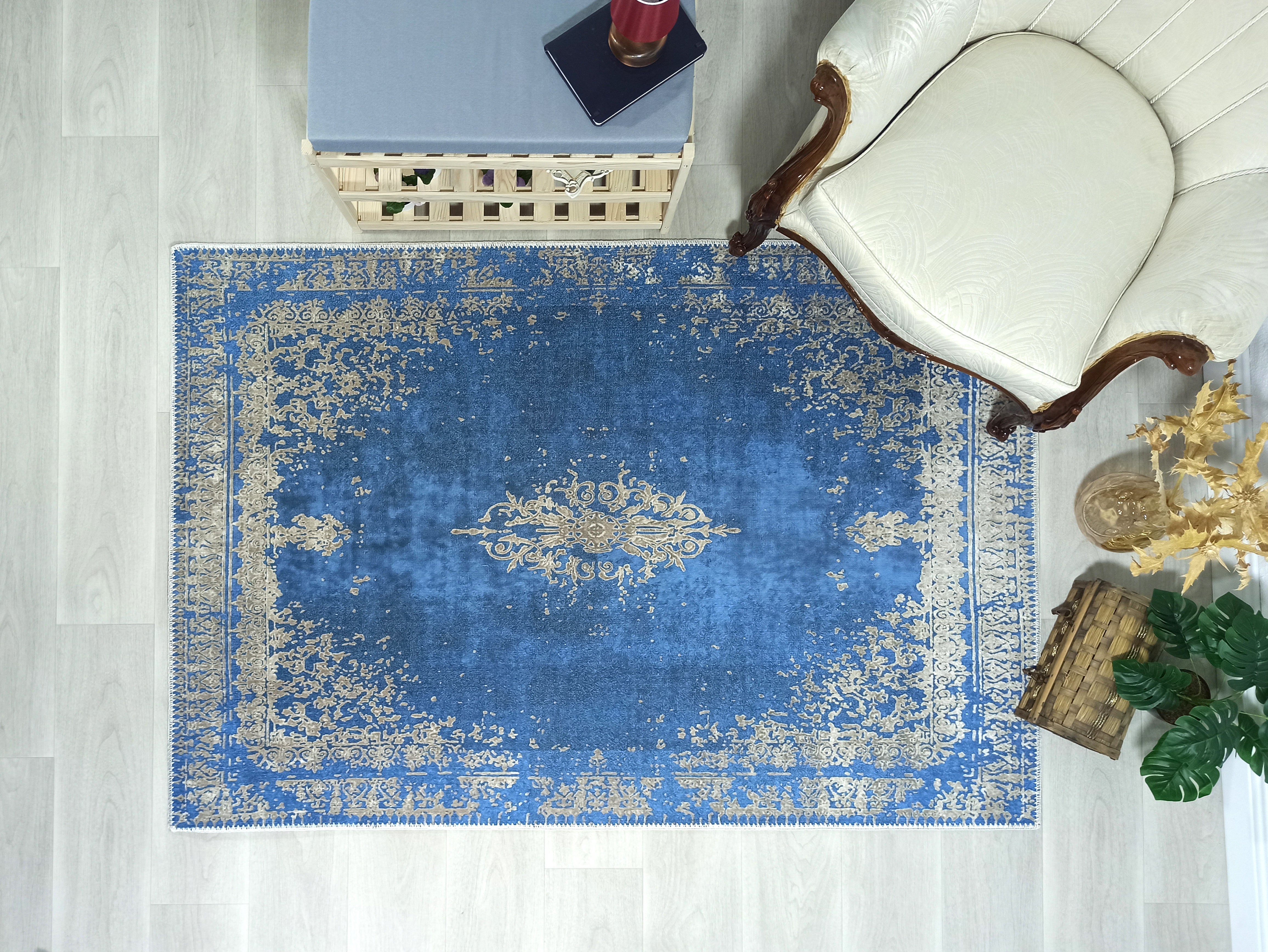 Açık Mavi Lacivert Vintage Halı - Pera Halı