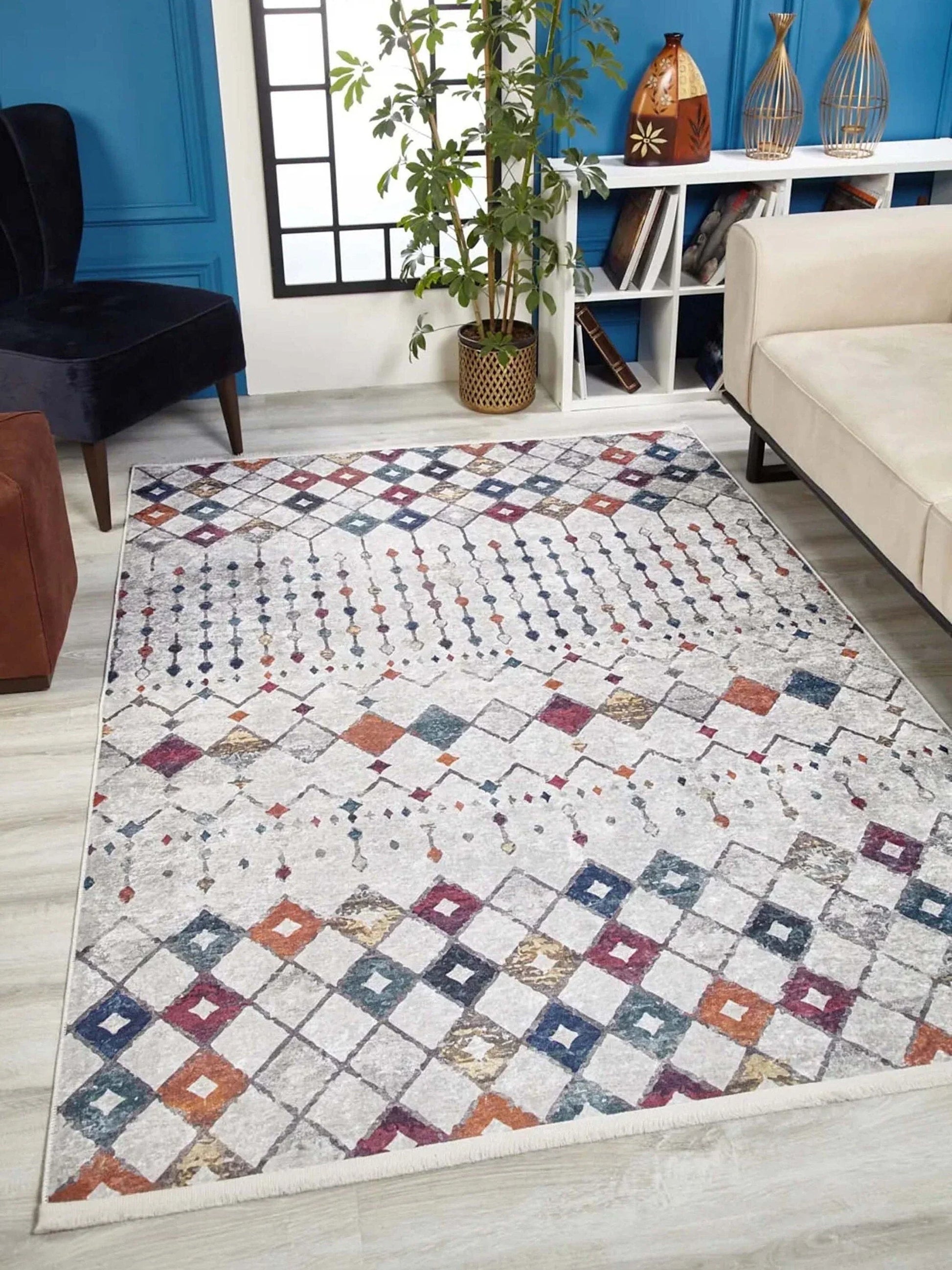 Açık Gri Renkli Geometrik Desenli Kilim Halı
