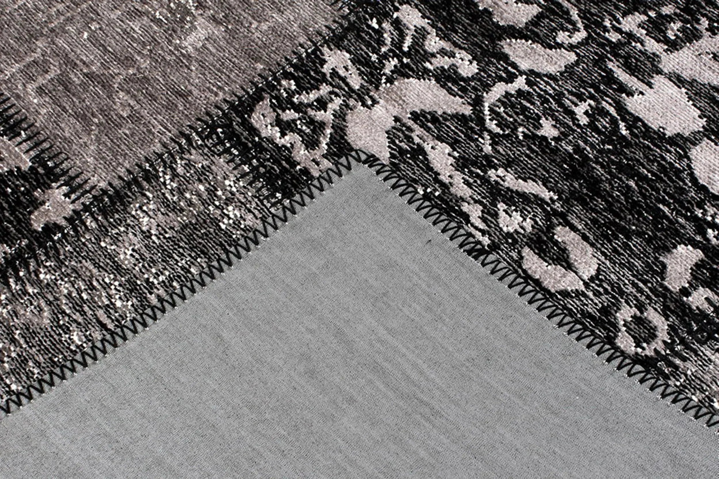 Eskitme Patchwork Siyah Halı