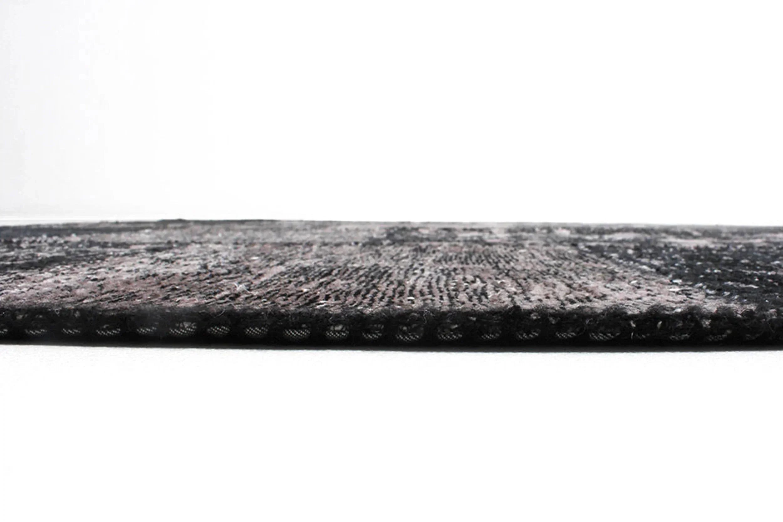 Eskitme Patchwork Siyah Halı