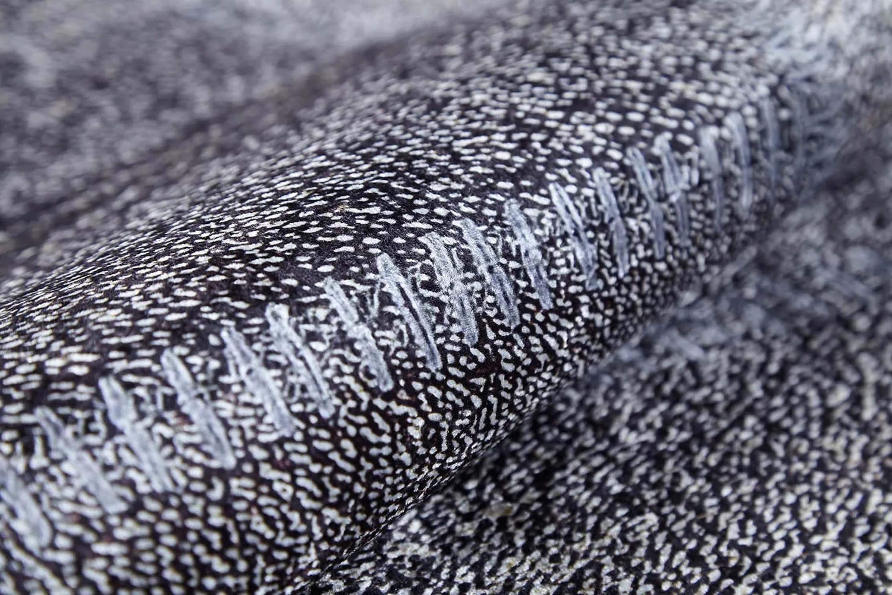 Açık Gri Siyah Çizgili Kilim Halı