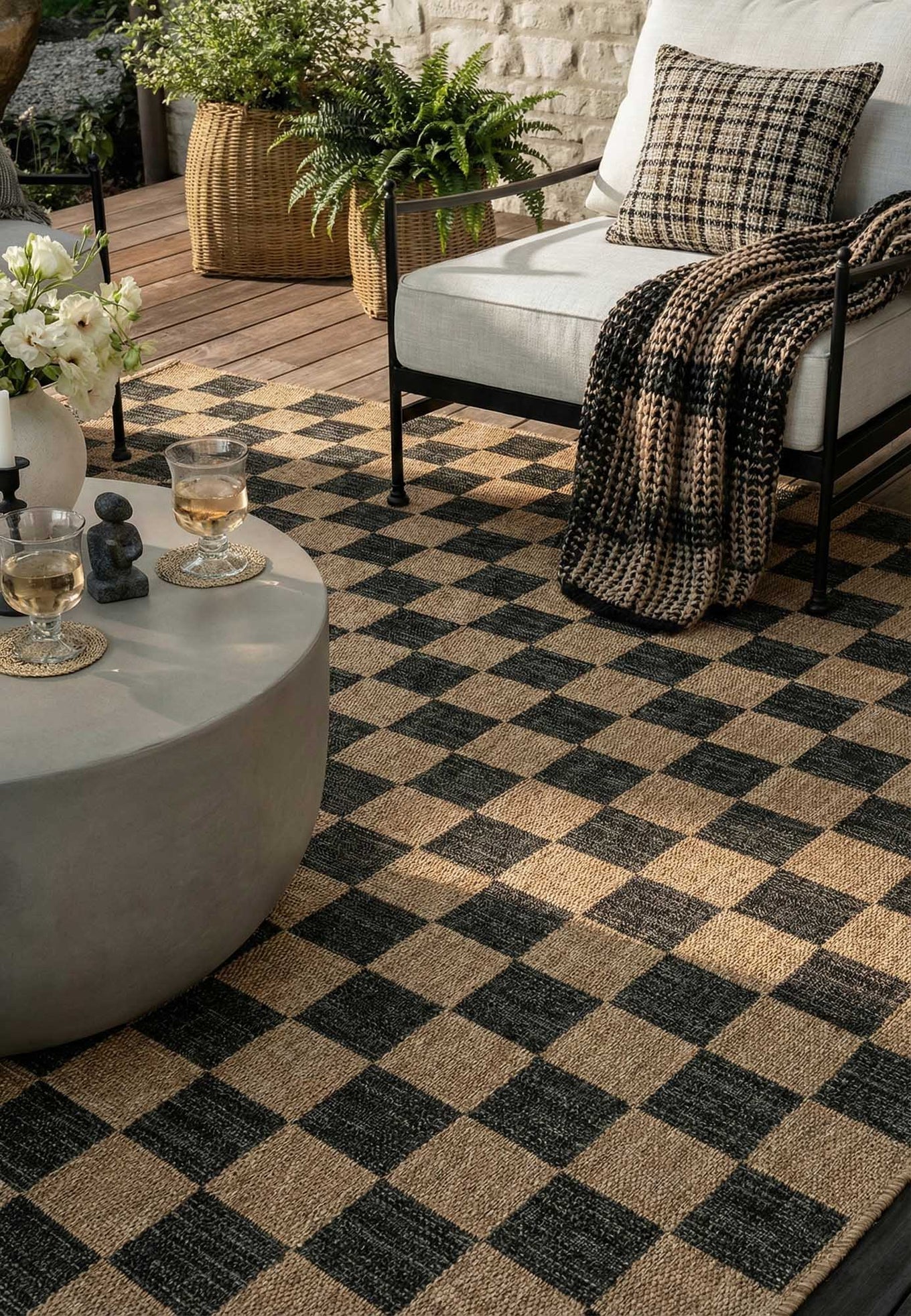 Kahve ve Siyah Dama Desenli Sisal Halı