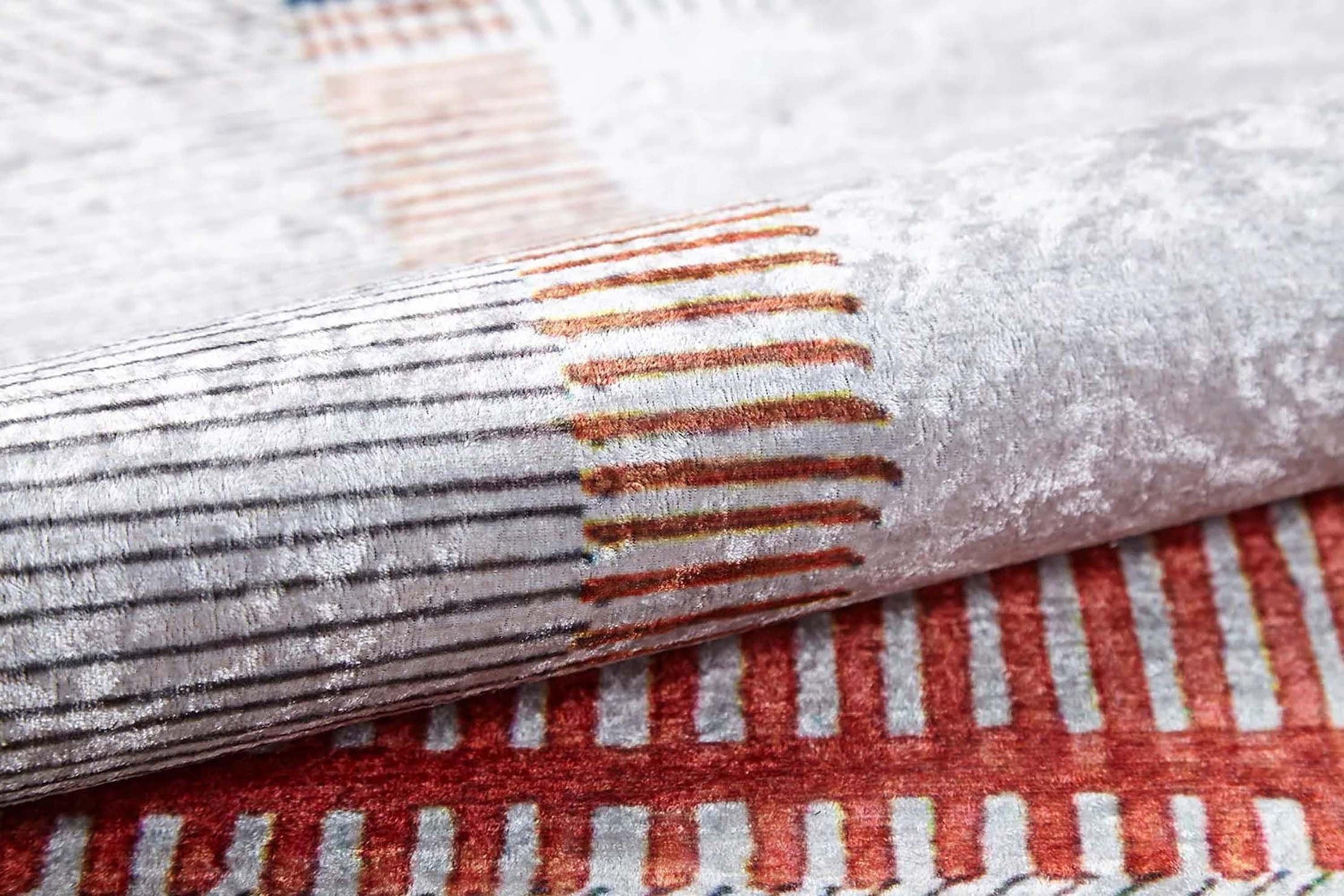 Bej Gri Çizgili Bordürlü Halı