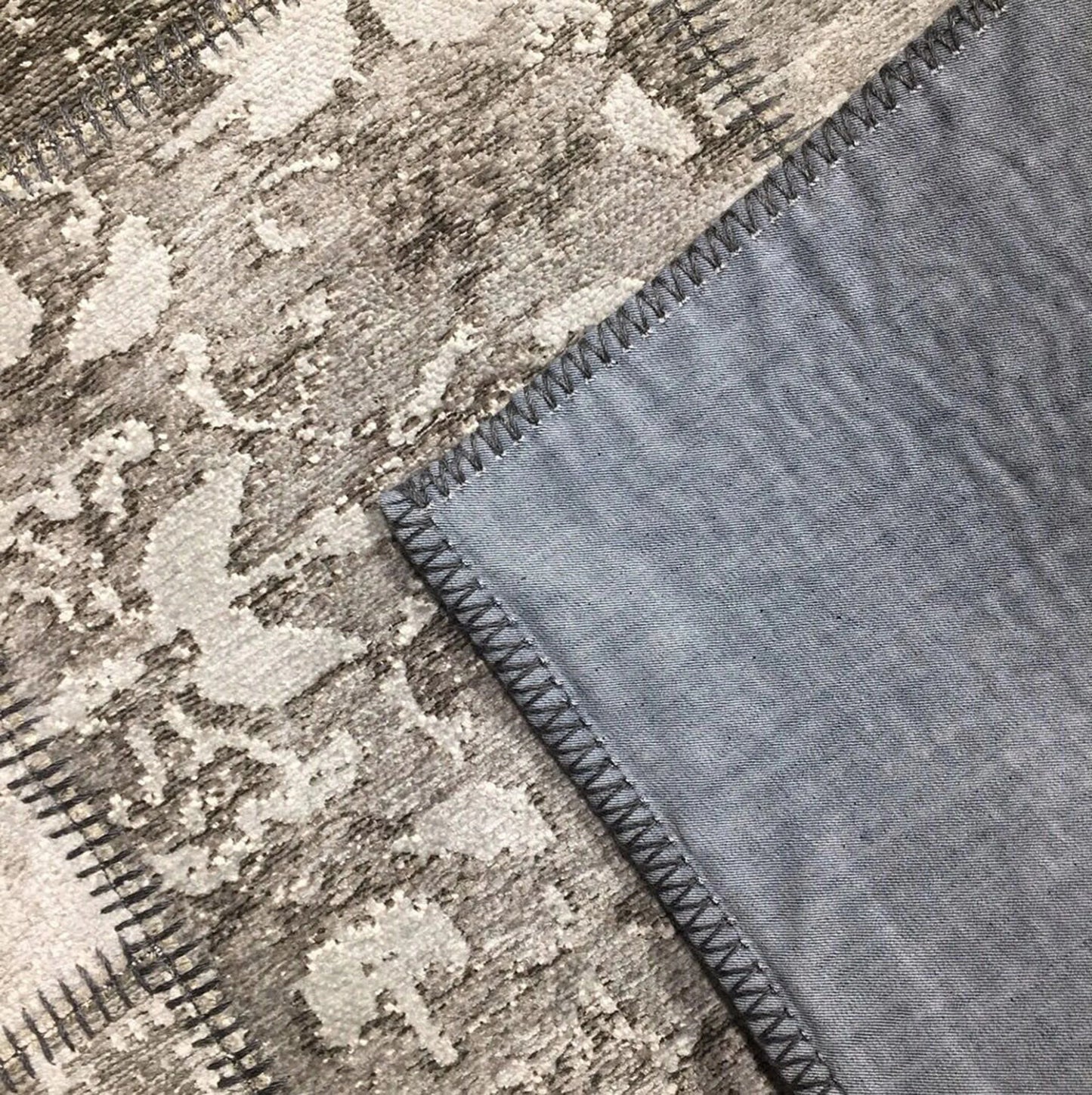 Eskitme Patchwork Açık Gri Halı - Pera Halı