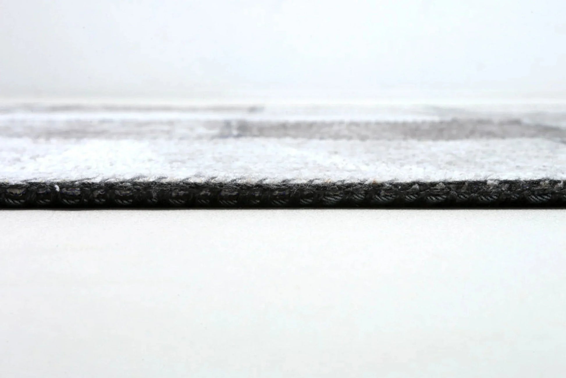 Eskitme Patchwork Açık Gri Halı