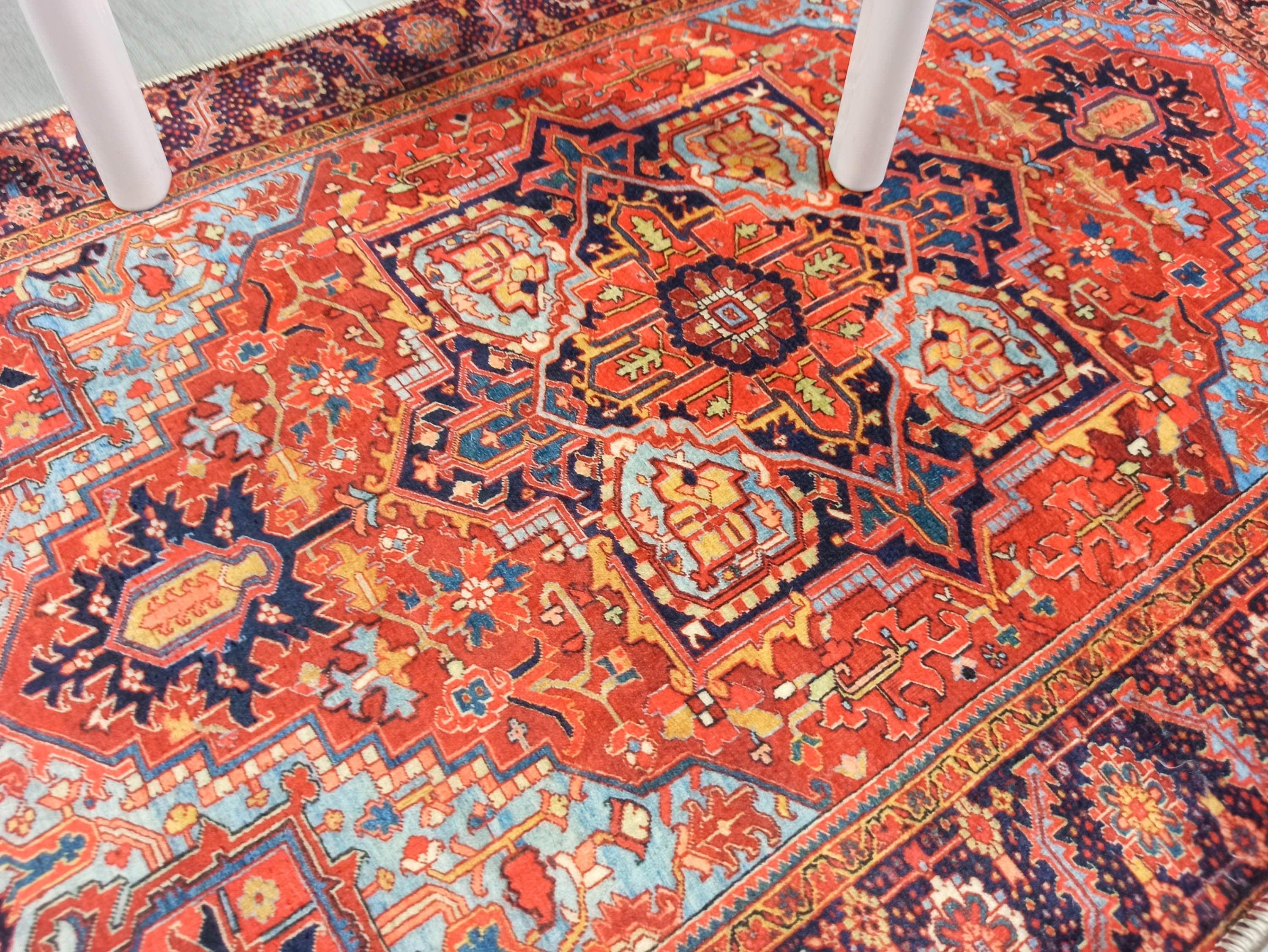 Mercan Kırmızı ve Mavi Renkli Vintage Halısı - Pera Halı