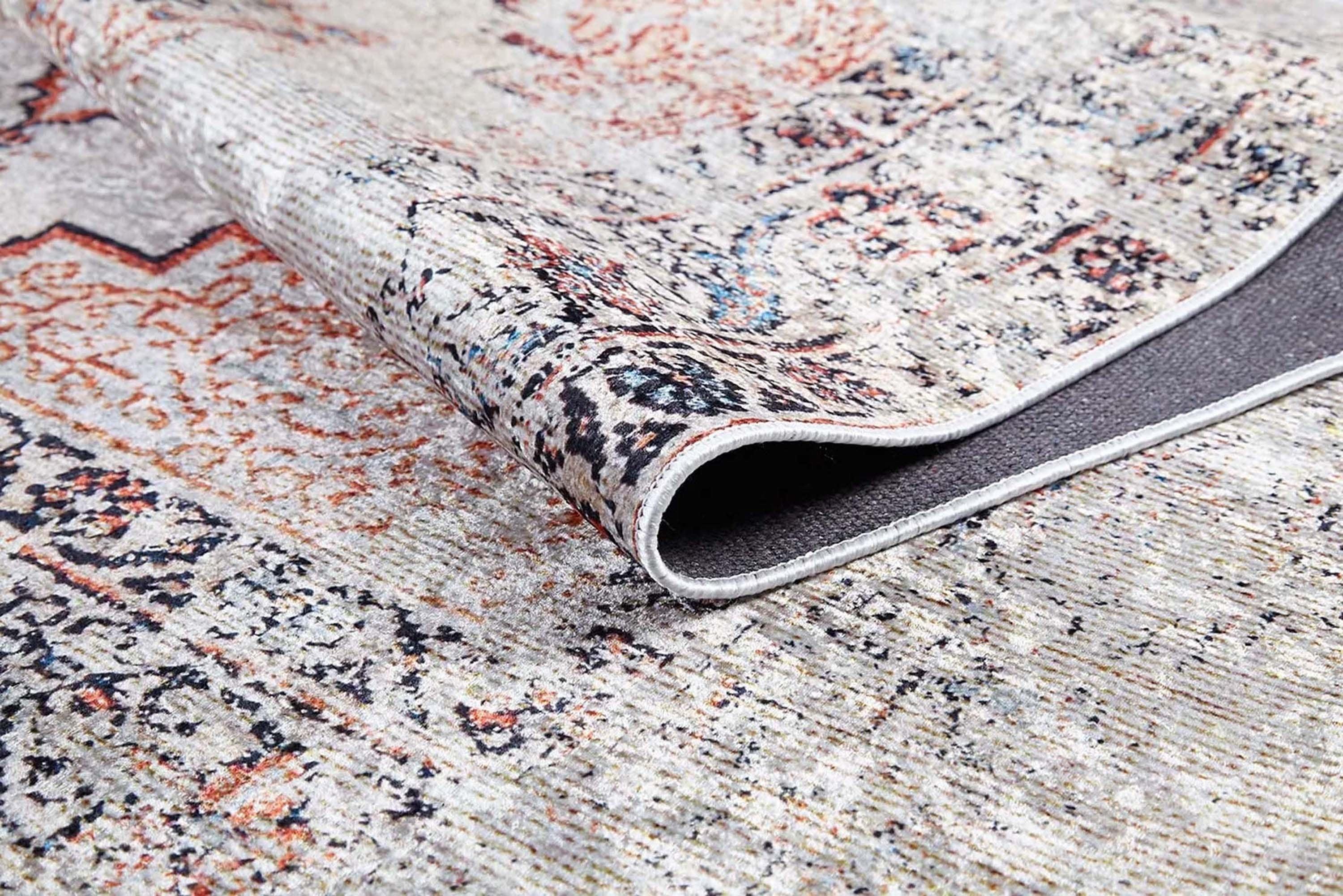 Eskitme Bej Turuncu Desenli Halı