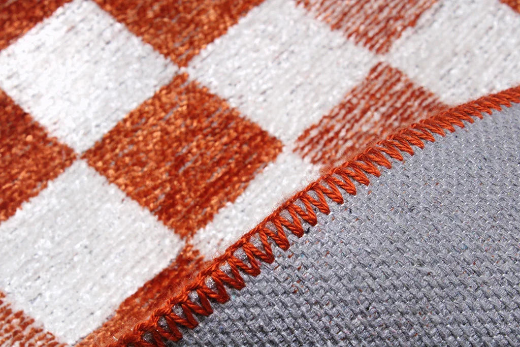 Turuncu Beyaz Modern Geometrik Dama Desenli Yıkanabilir Halı