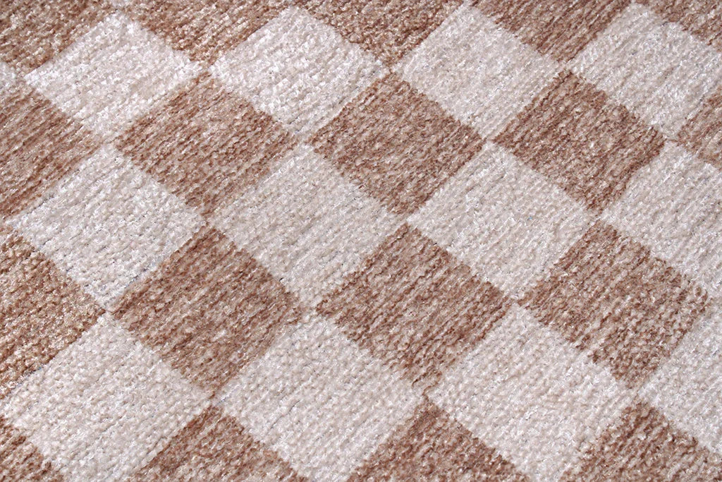 Bej Beyaz Modern Geometrik Dama Desenli Yıkanabilir Halı