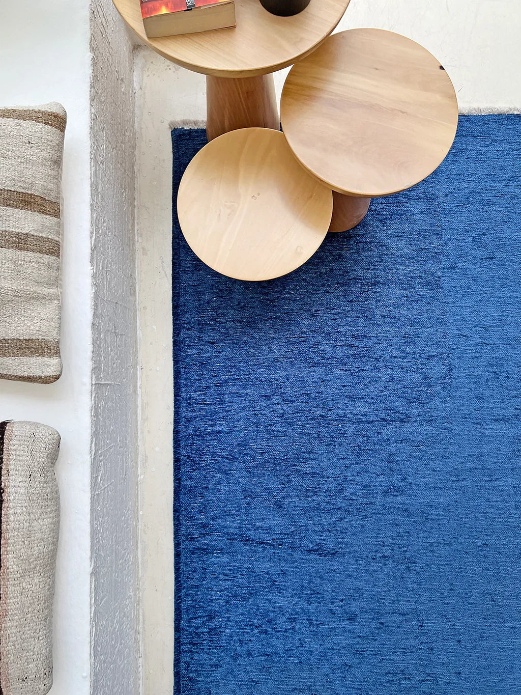 Mavi Modern Düz Yıkanabilir Antibakteriyel Halı