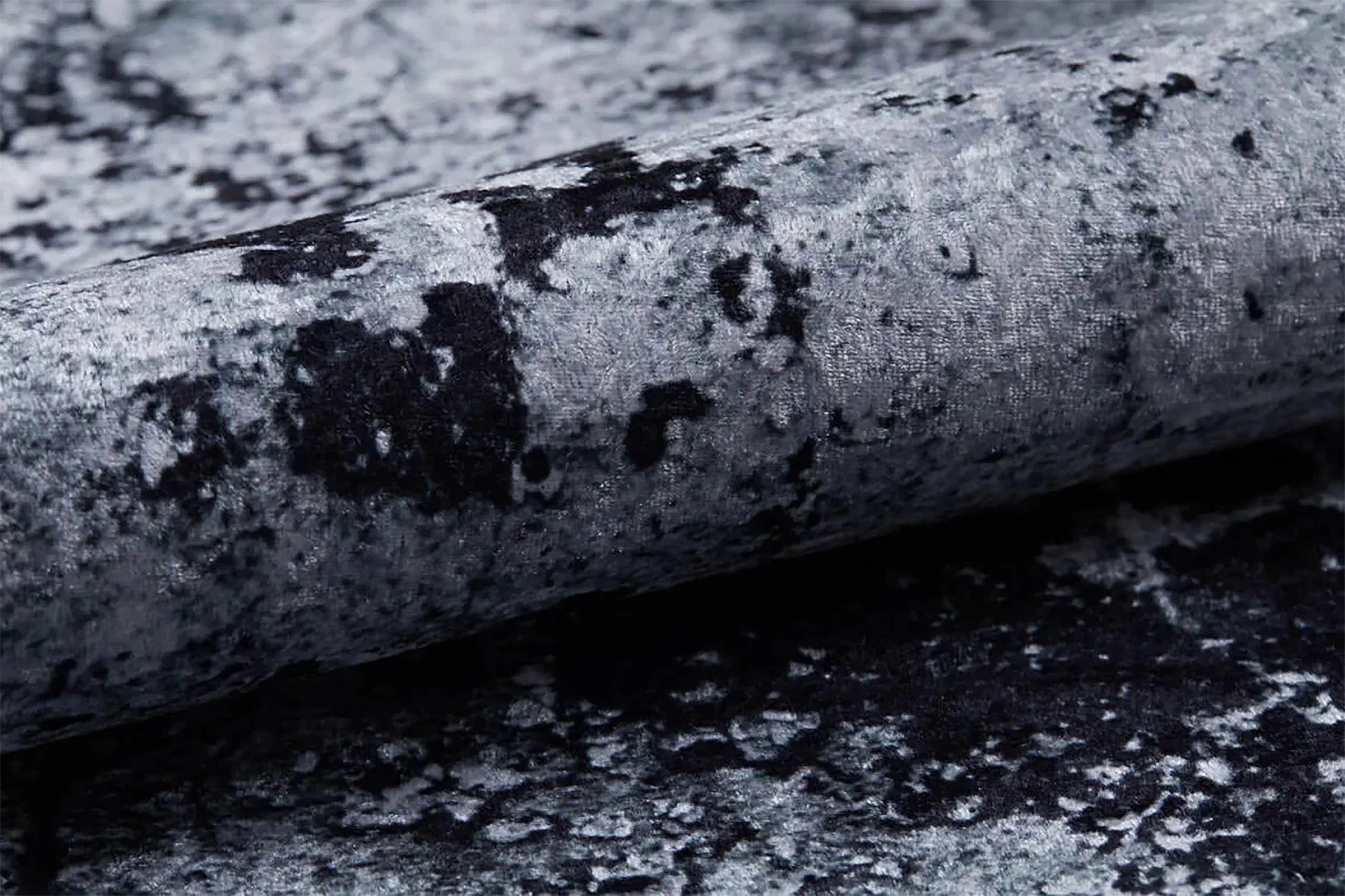 Siyah Beyaz Geçişli Modern Soyut Halı