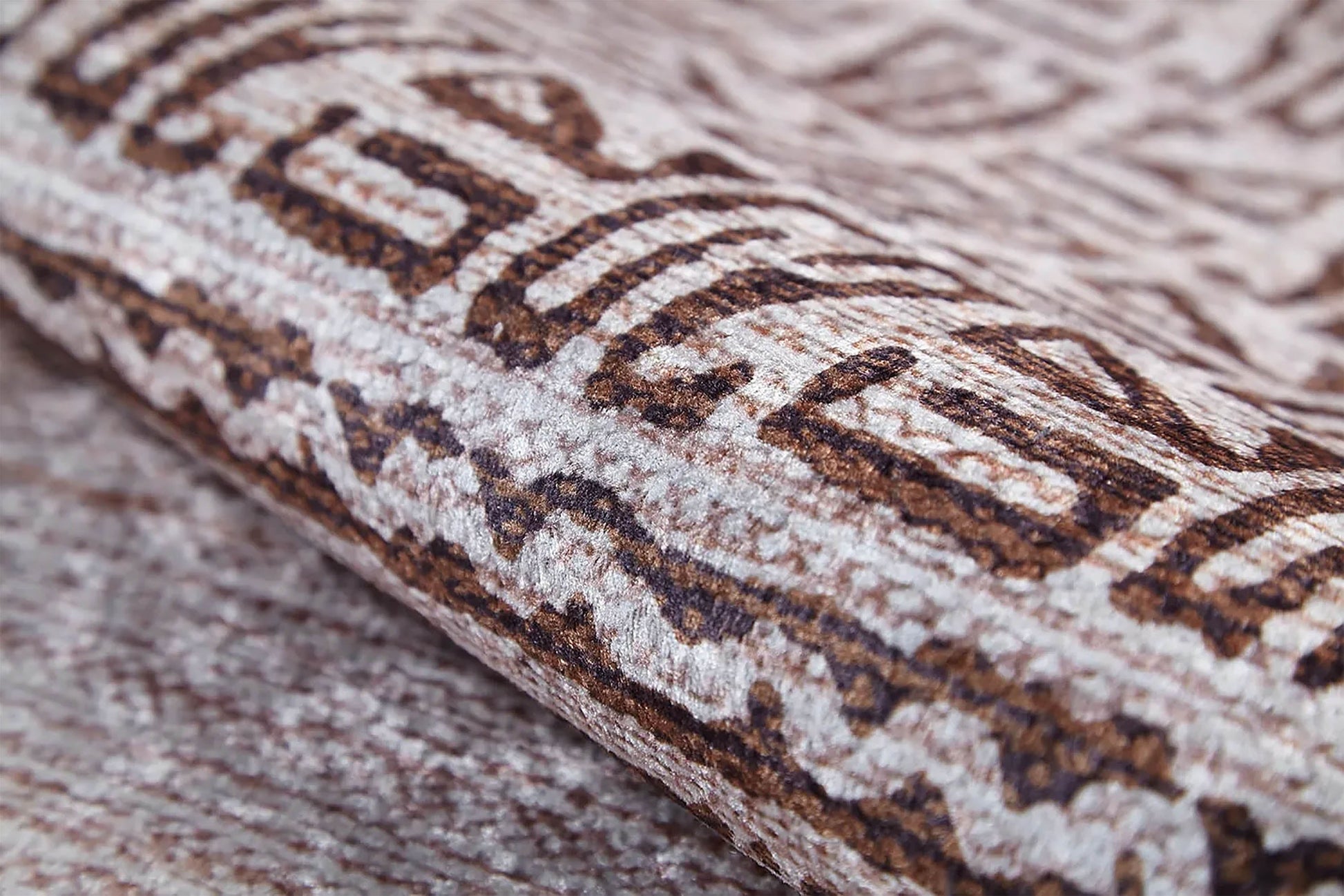 Bej Kahverengi Etnik Desenli Geometrik Anadolu Kilim Halı - Pera Halı