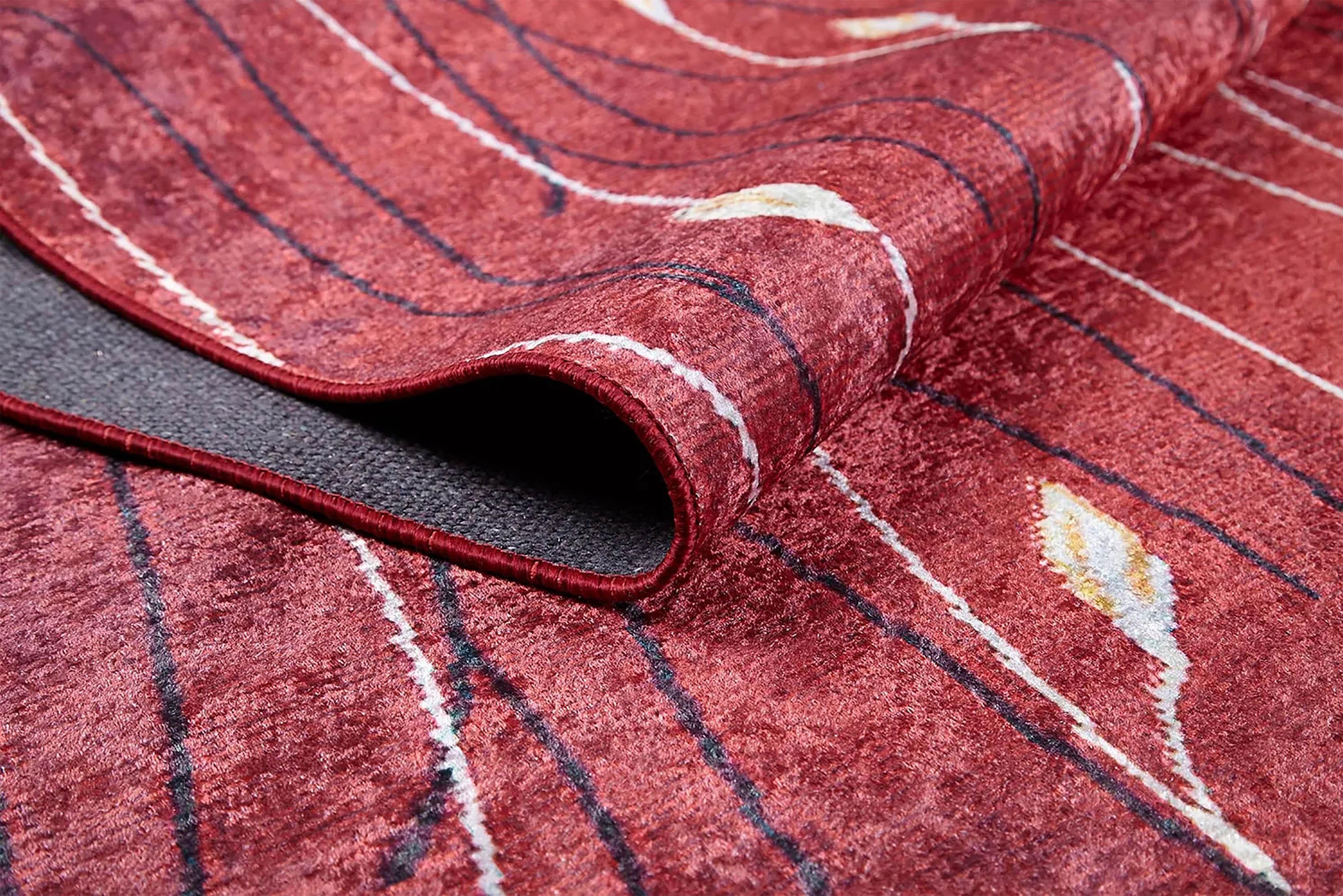 Çiçek Desenli Kırmızı Kilim Halı