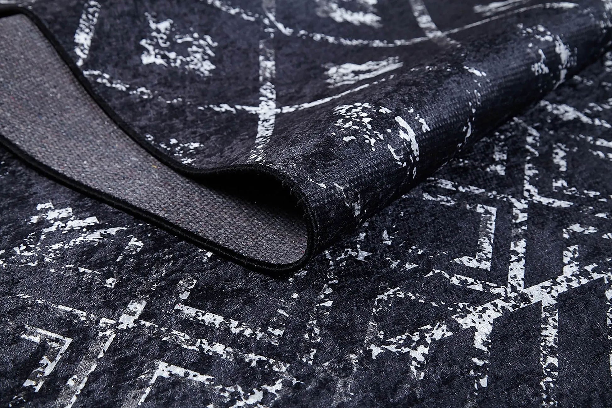 Siyah Gri Geometrik Antika Benzersiz Vintage Halı - Pera Halı