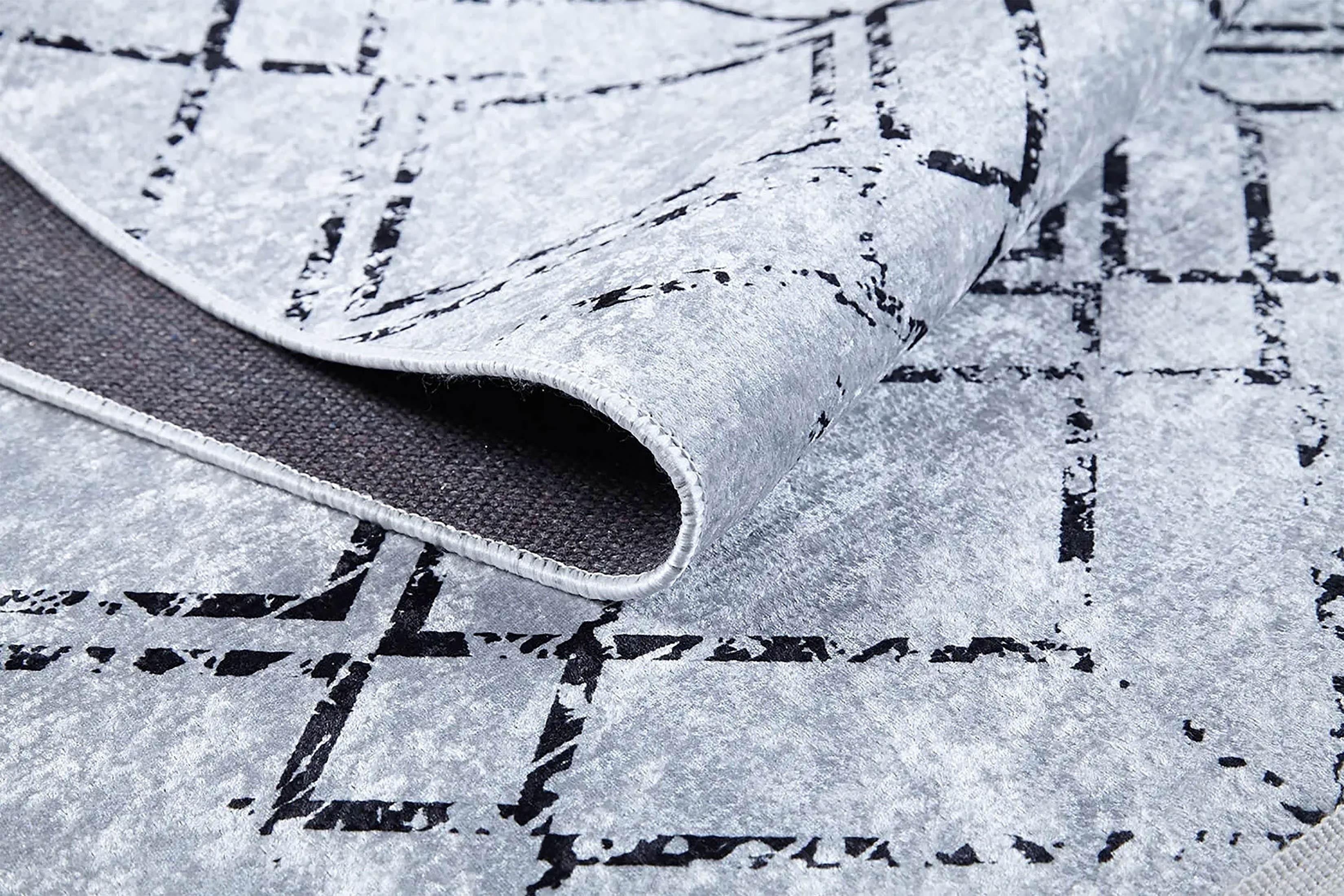 Açık Gri Geometrik Antika Halı