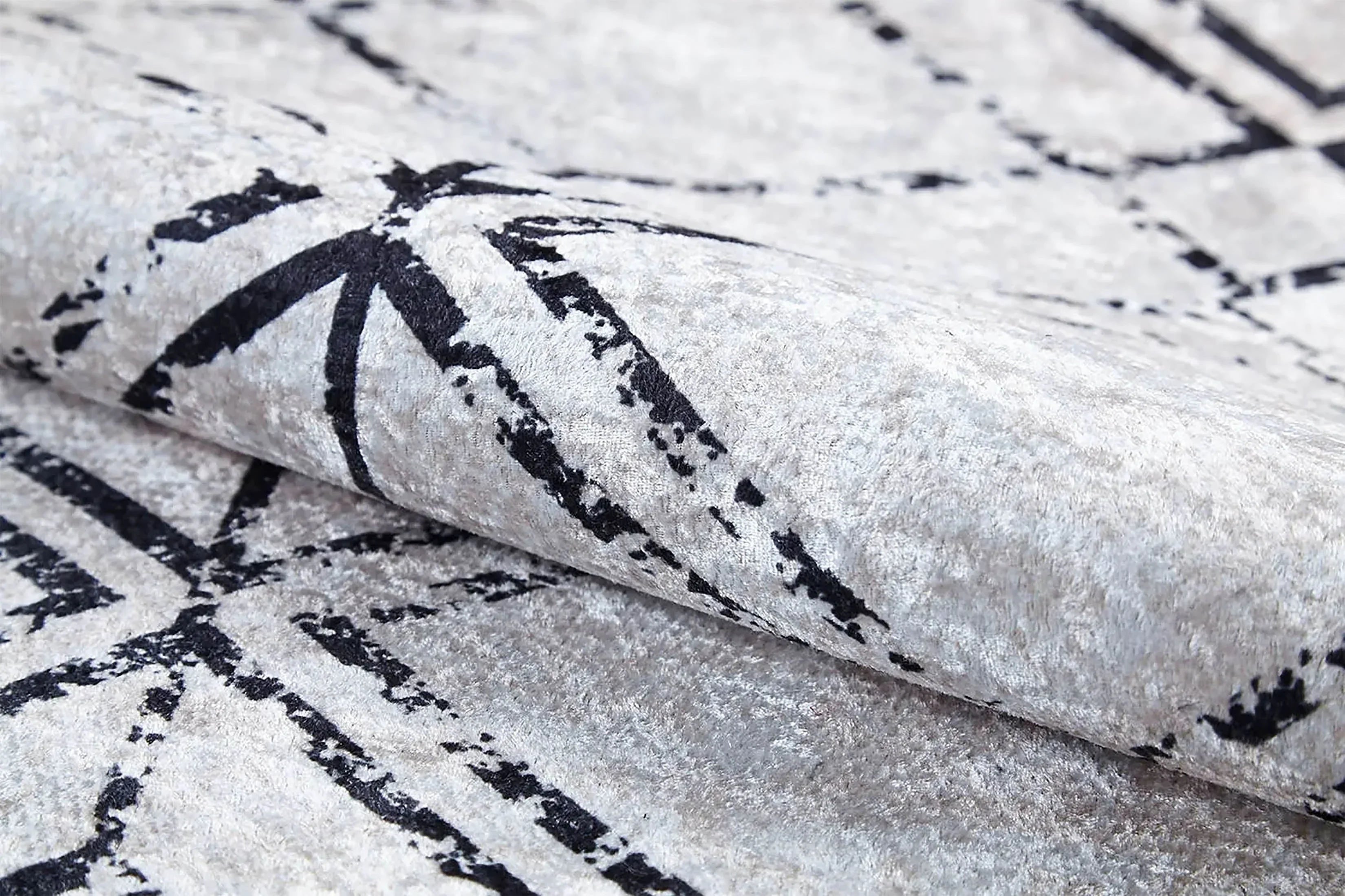 Gri Geometrik Antika Halı