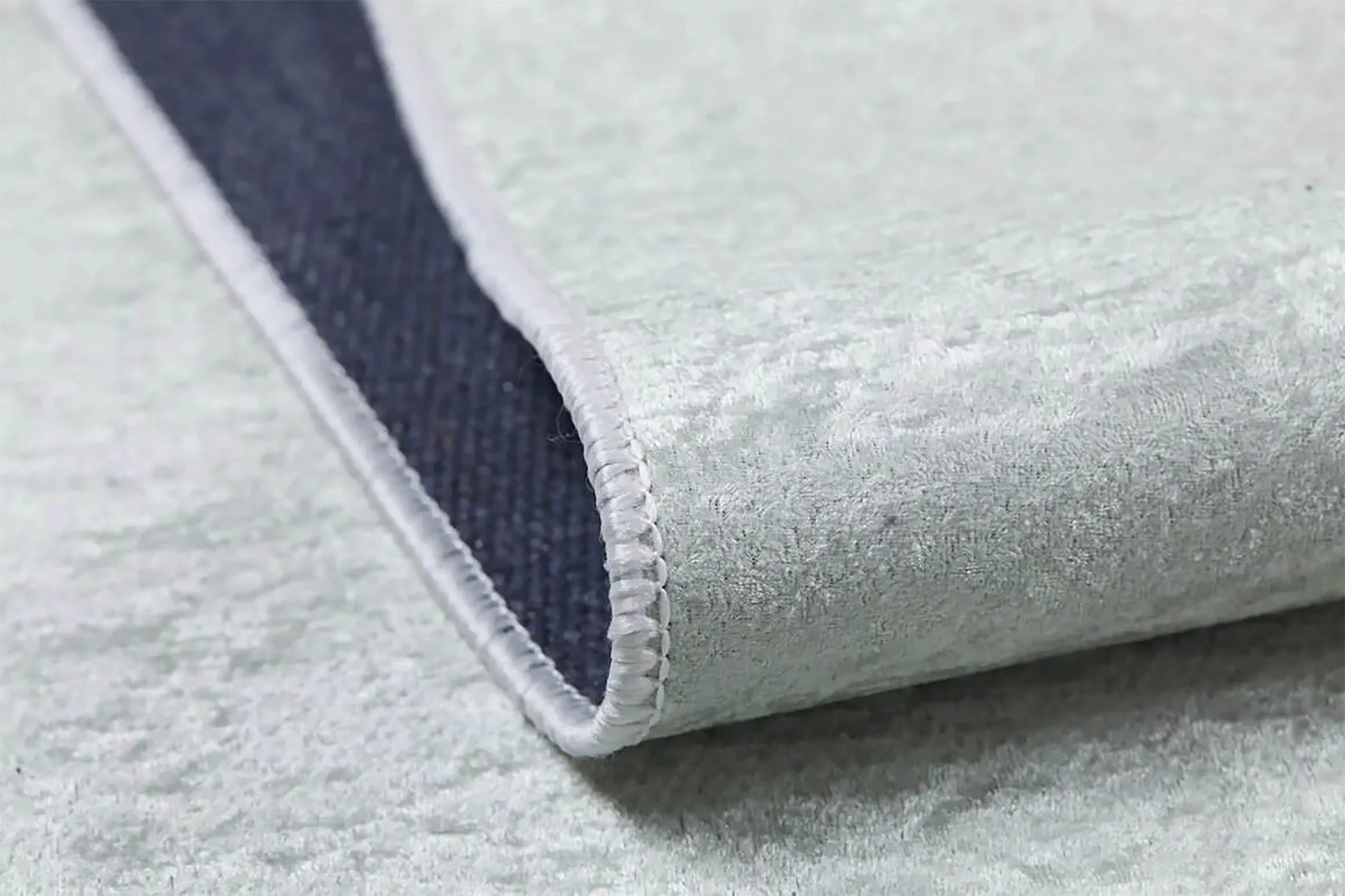 Balonlu Fil Desenli Gri Yıkanabilir Çocuk Halısı