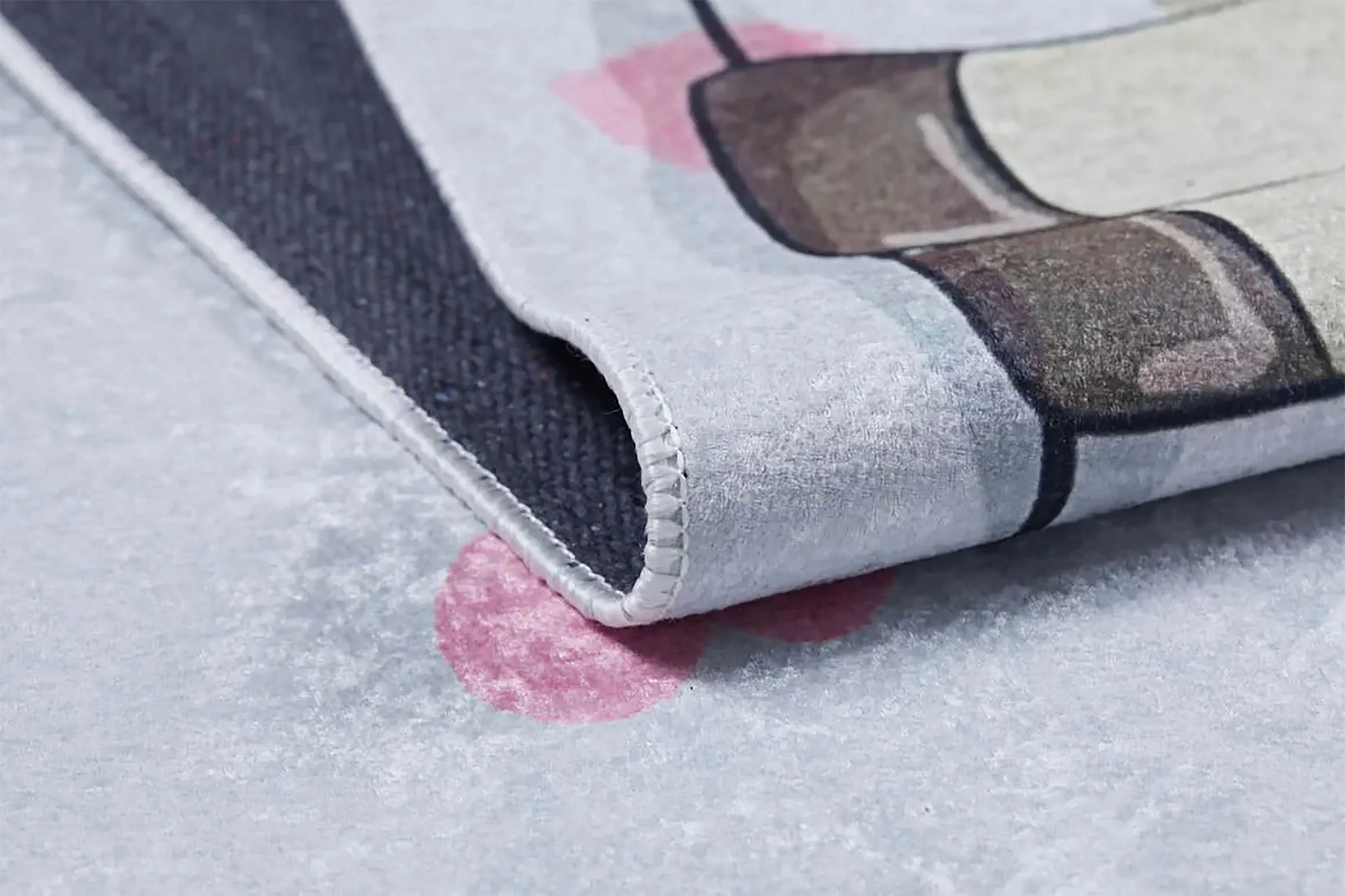 Sevimli Zürafa Desenli Gri Yıkanabilir Çocuk Halısı