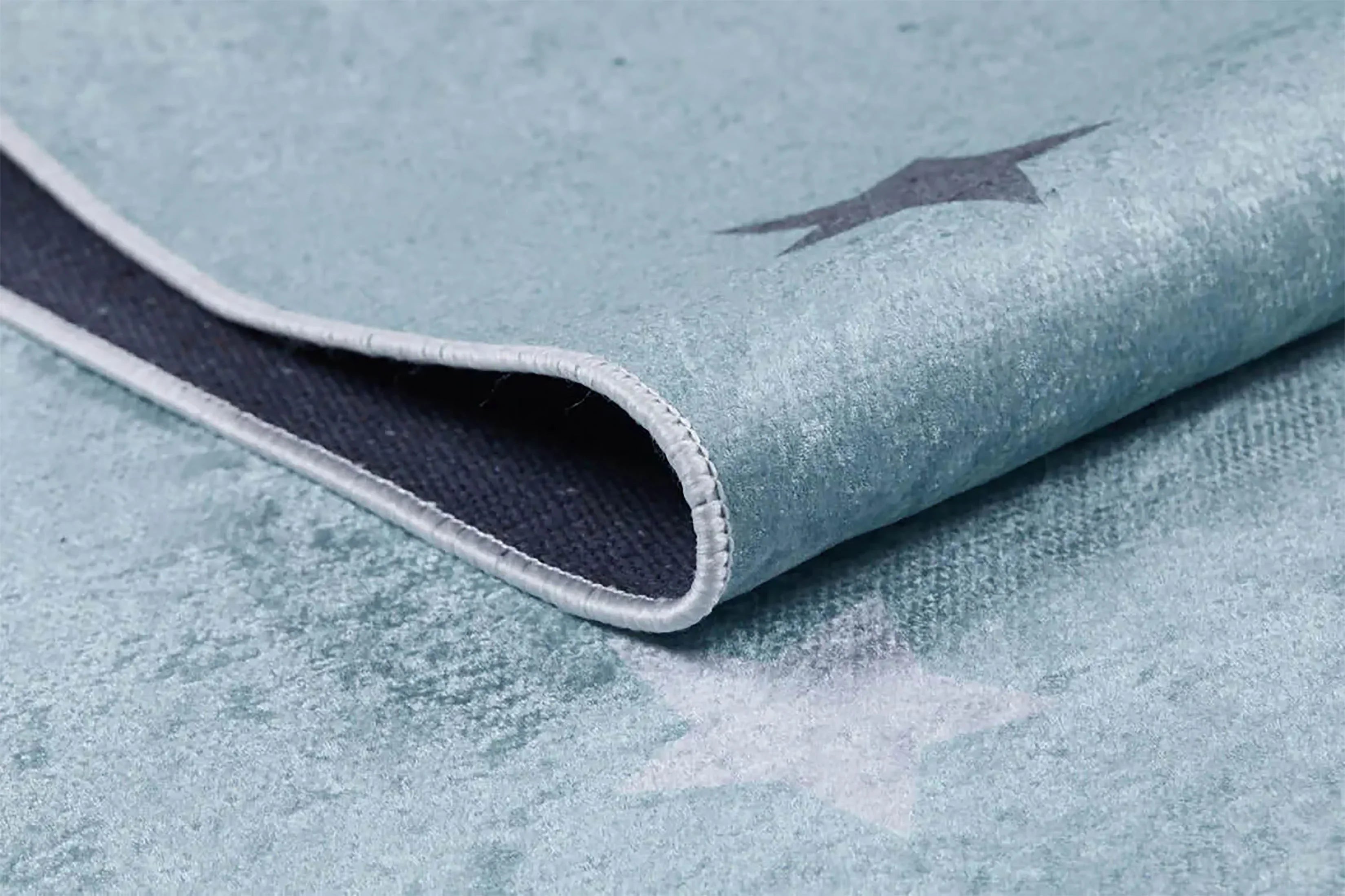 Gri Mavi Fil ve Yıldız Desenli Yıkanabilir Çocuk Halısı