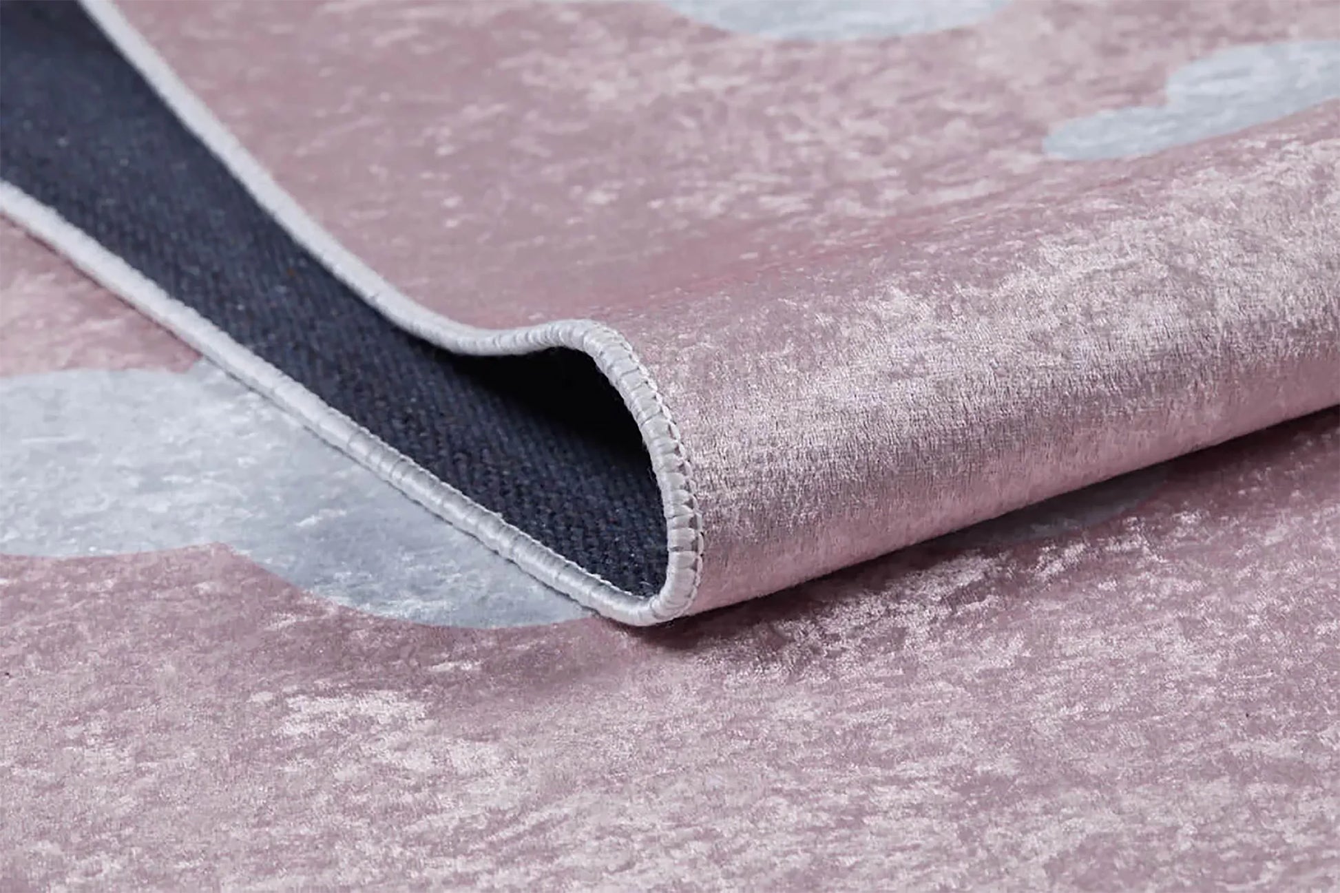 Pembe Seksek ve Balerin Desenli Yıkanabilir Çocuk Halısı