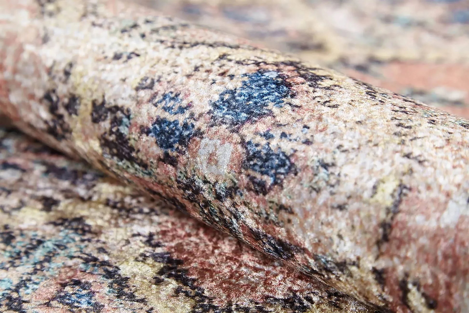 Petek Desenli Açık Pembe Modern Halı