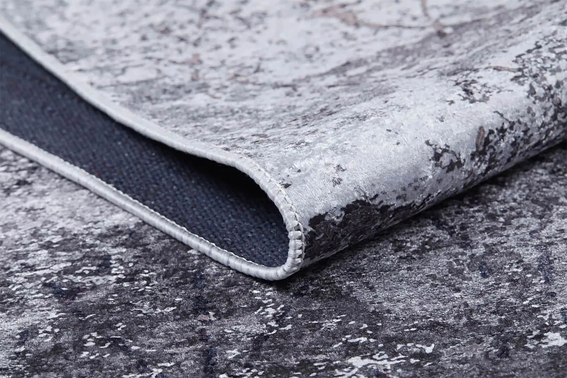 Modern Gri Eskitme Halı Kahve Baklava Desenli Yıkanabilir Halı