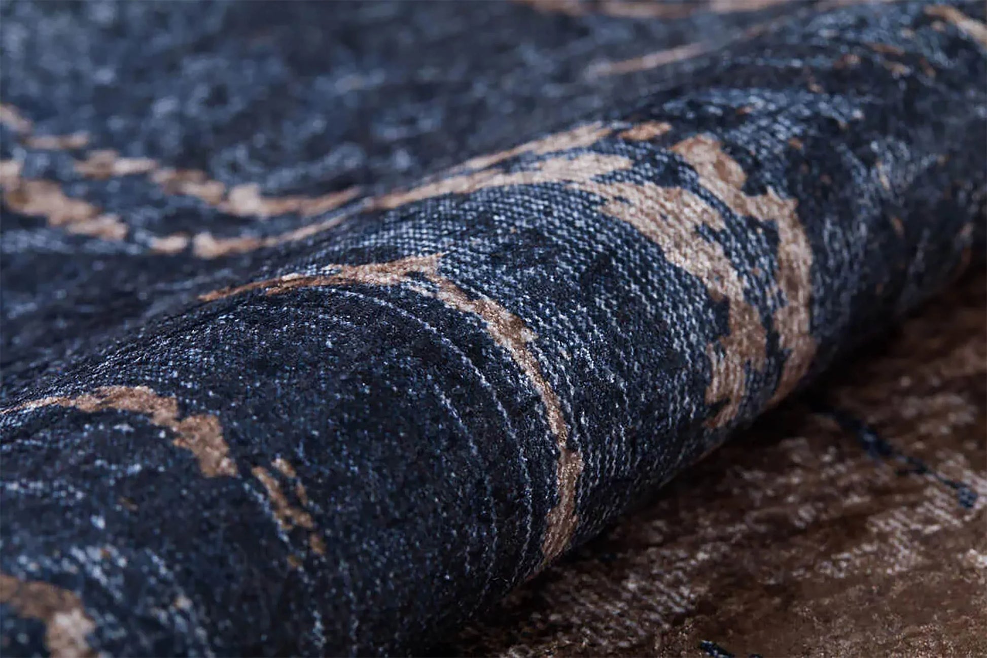 Lacivert Kahve Geçişli Damlama Efektli Halı