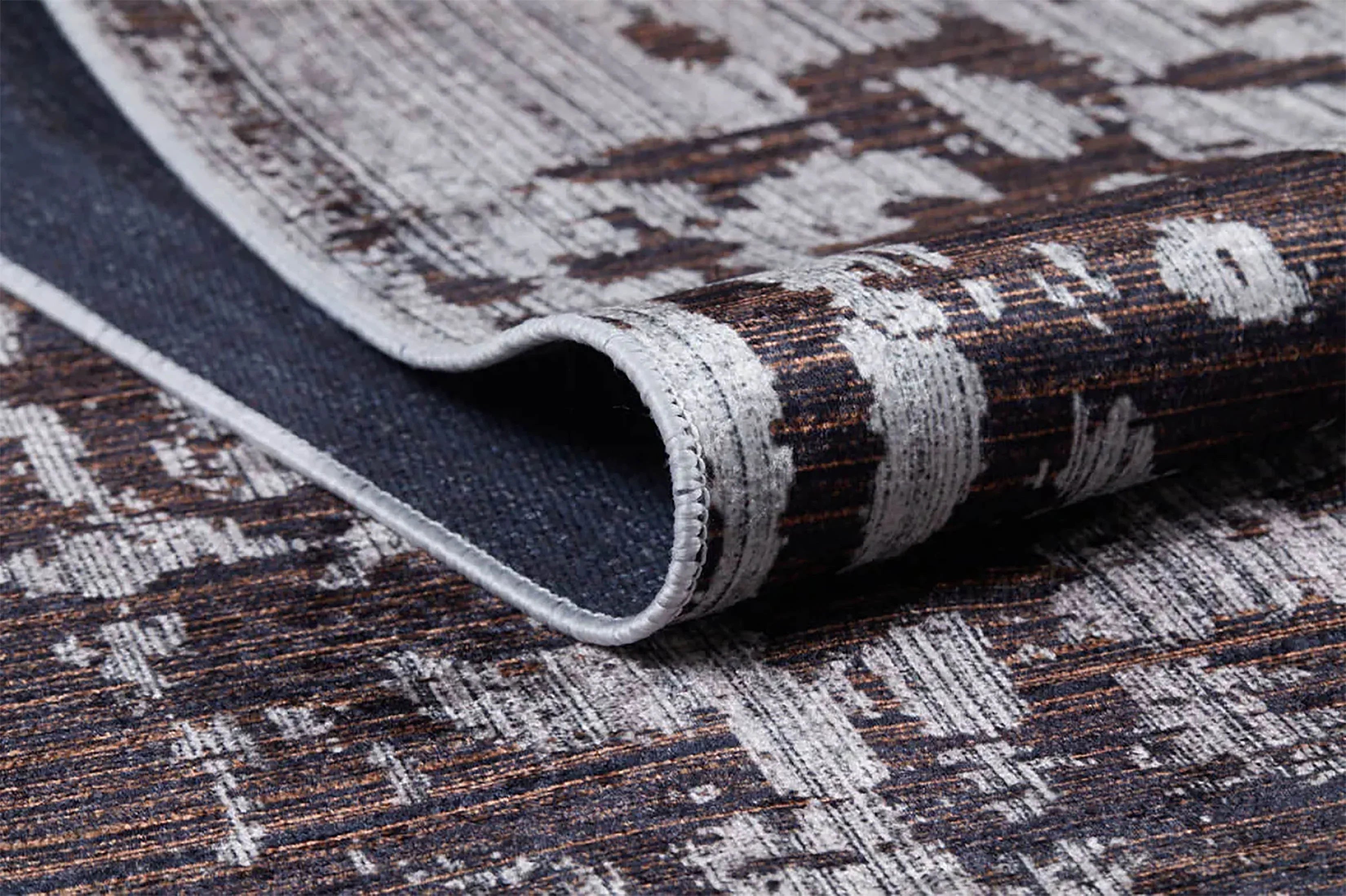 Kahve Beyaz Soyut Fırça Darbesi Desenli Halı