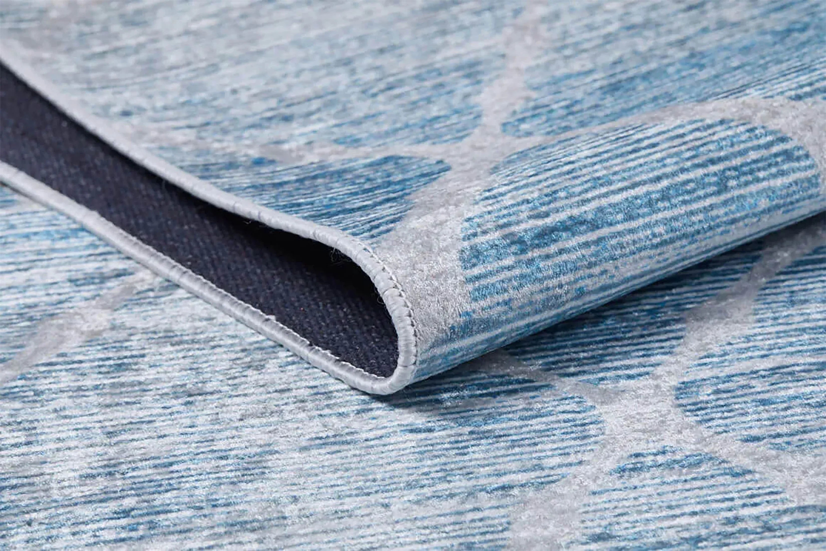 Mavi Geometrik Desenli Modern Halı