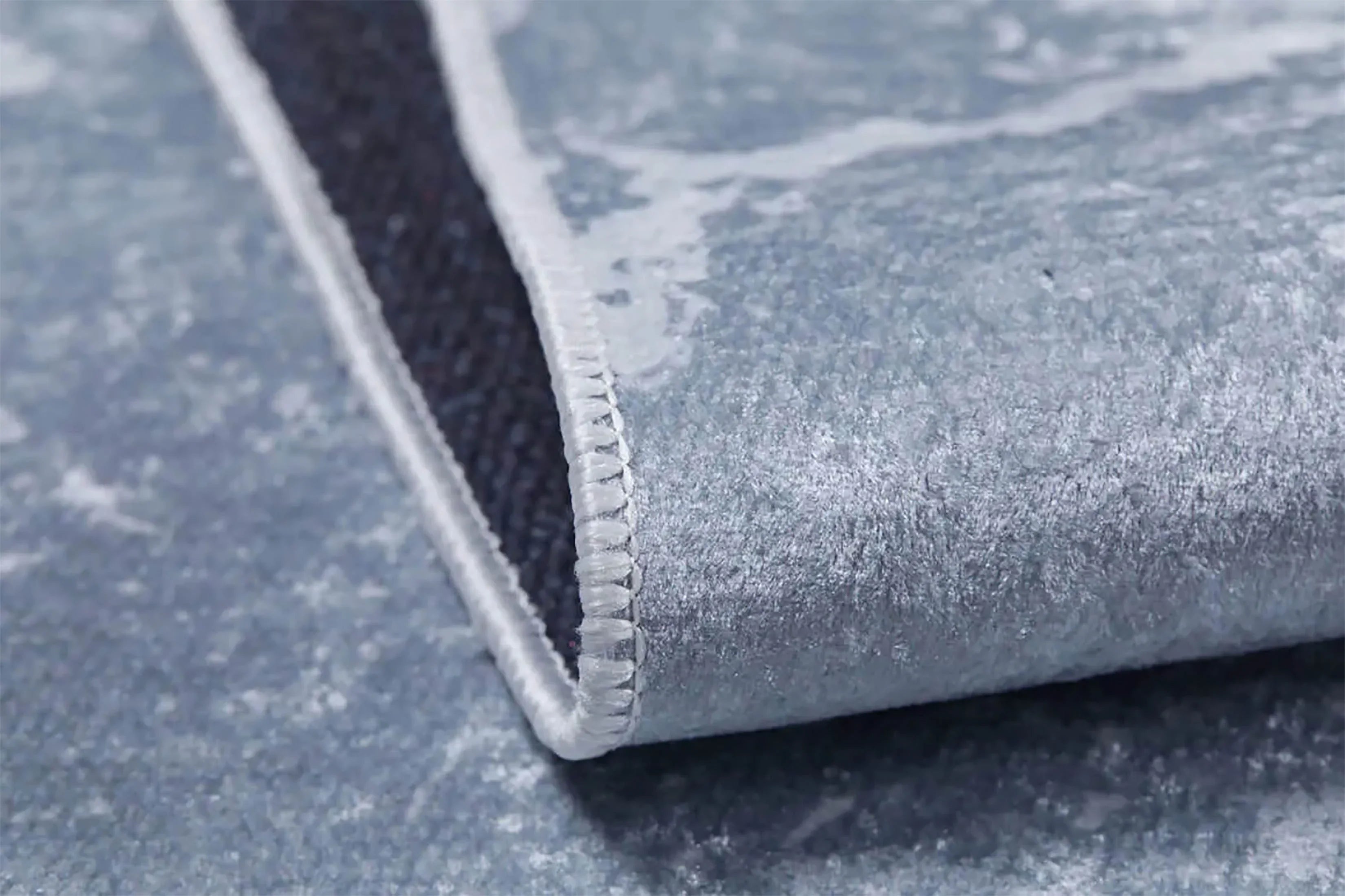 Açık Gri Mermer Desenli Halı