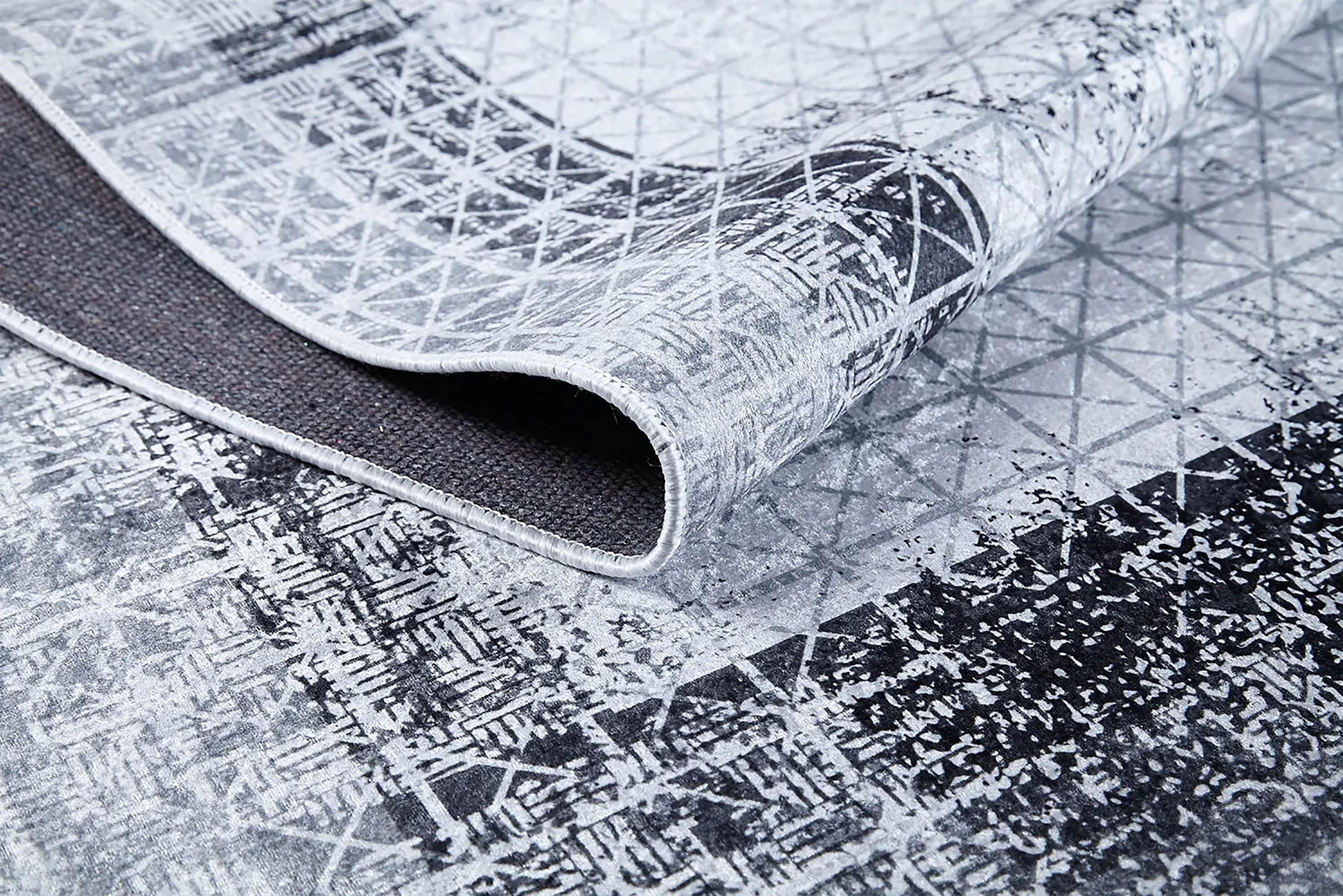 Açık Gri Geometrik Desenli Kontrastlı Çerçeve Halı