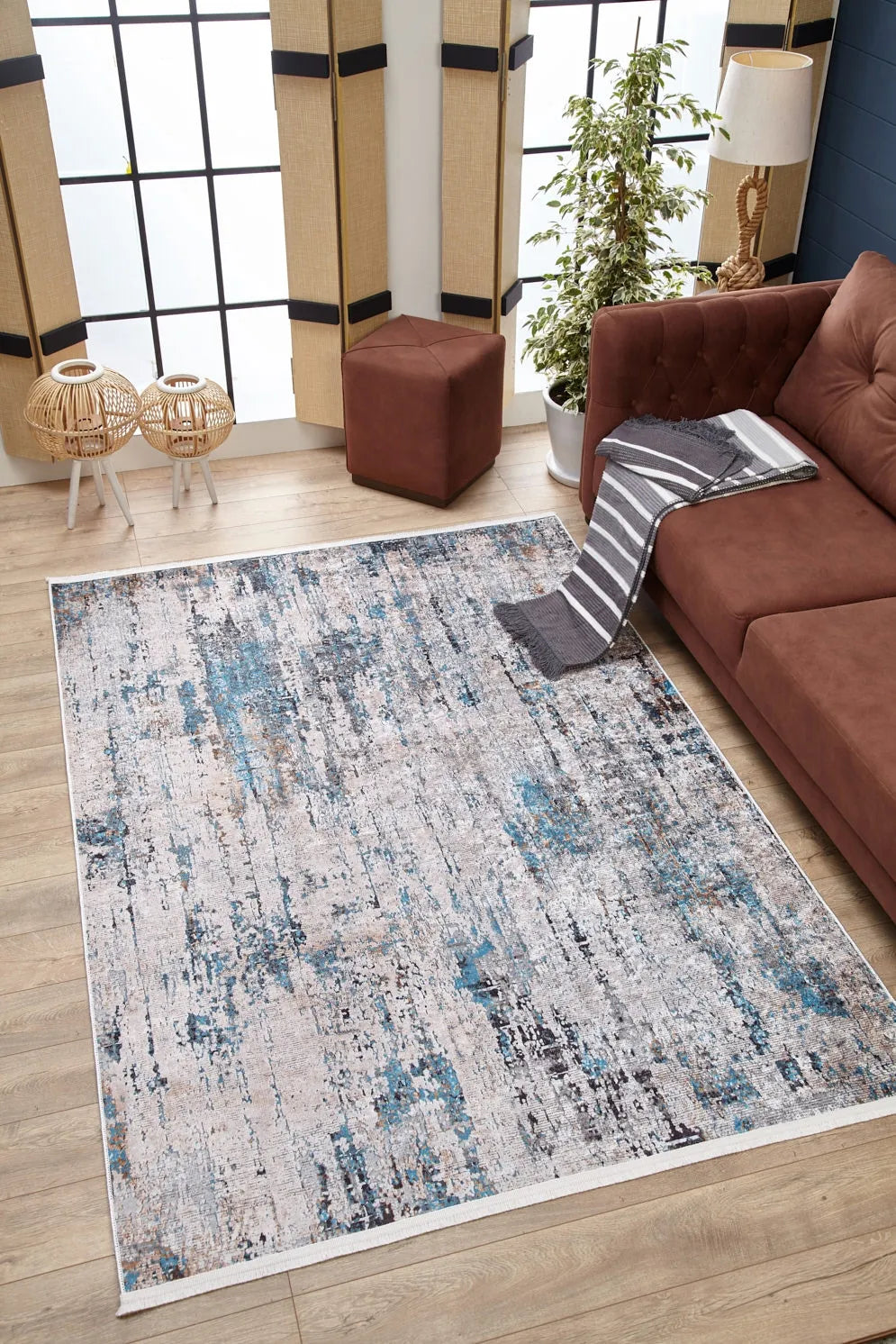 Pale Pink Cream Beige Geometric Patterned Kilim Rug