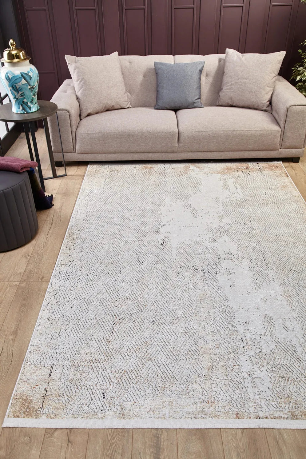 Pale Pink Cream Beige Geometric Patterned Kilim Rug