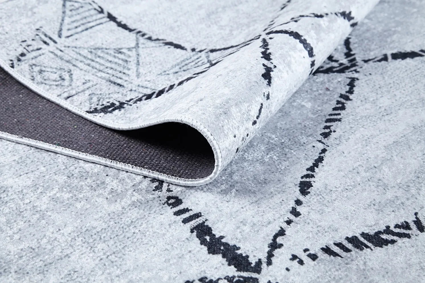 Modern İskandinav Çizgili Gri Halı