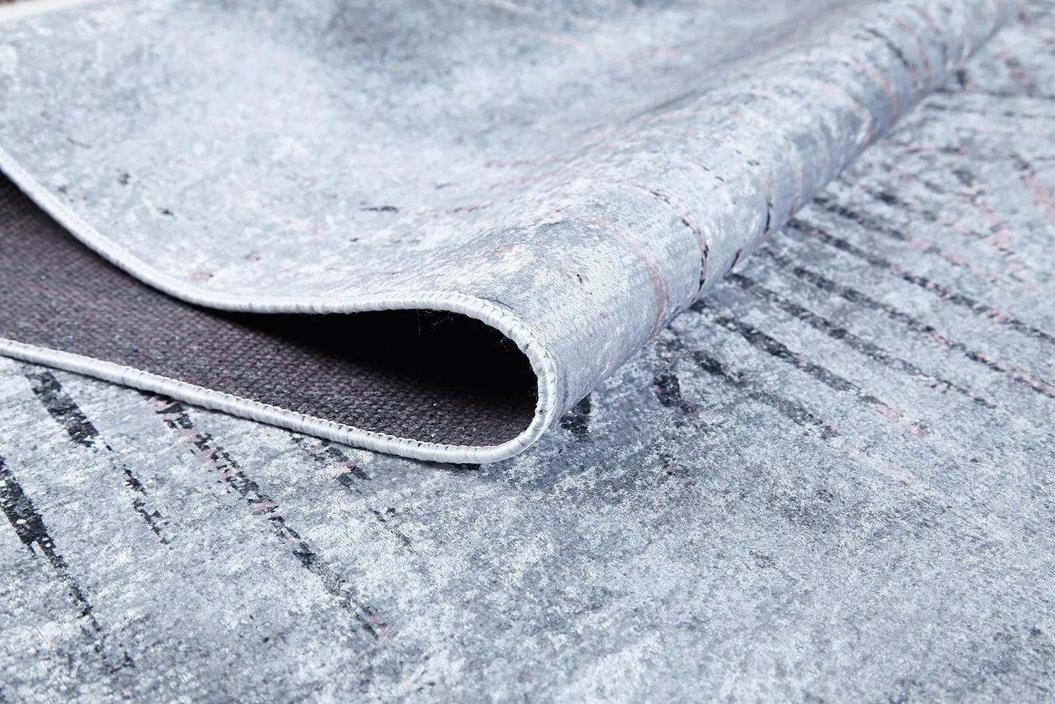 Pale Pink Cream Beige Geometric Patterned Kilim Rug