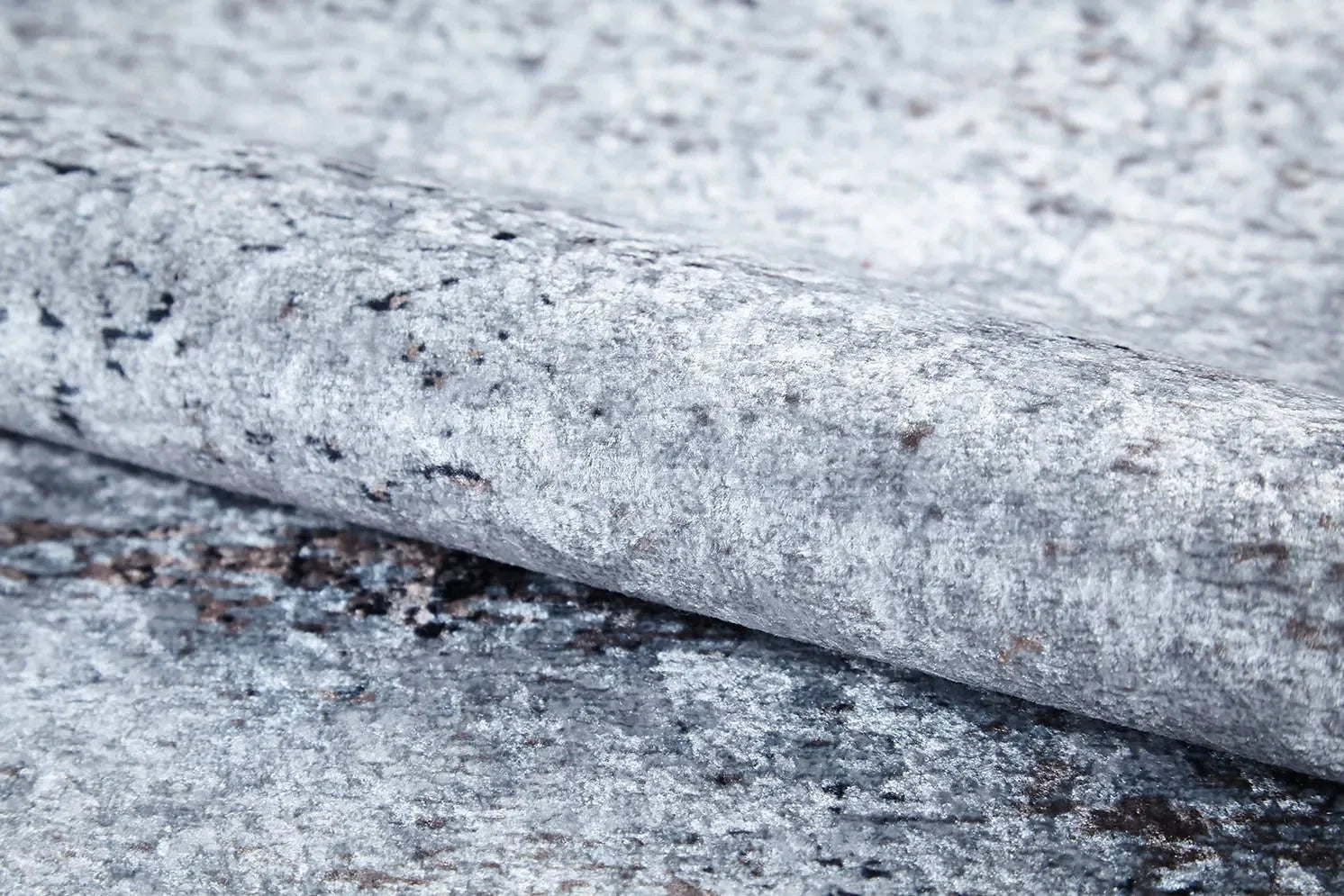 Açık Gri Kahve Geçişli Modern Halı