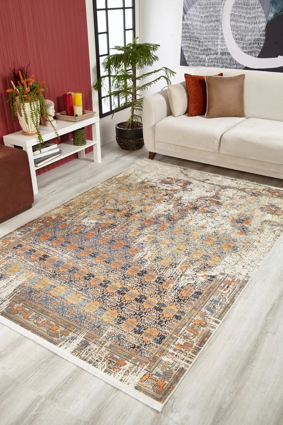 Blassrosa, cremebeige, geometrisch gemusterter Kelim-Teppich