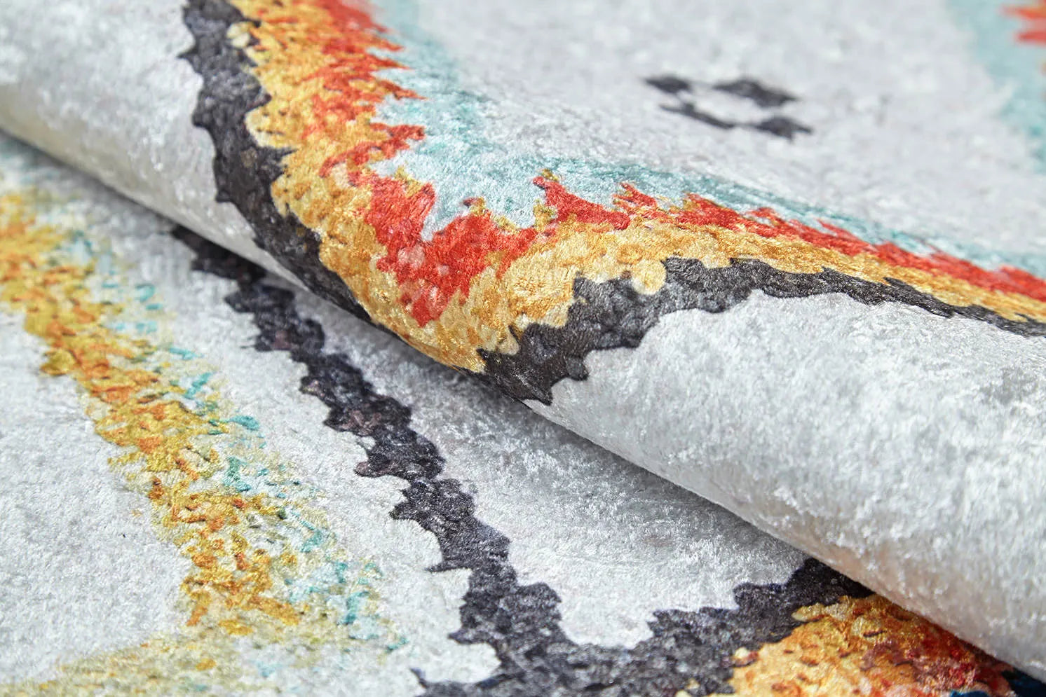 Pale Pink Cream Beige Geometric Patterned Kilim Rug